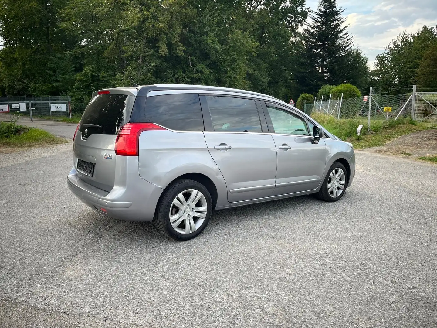 Peugeot 5008 THP 165 EAT6 Stop & Start Allure - 2