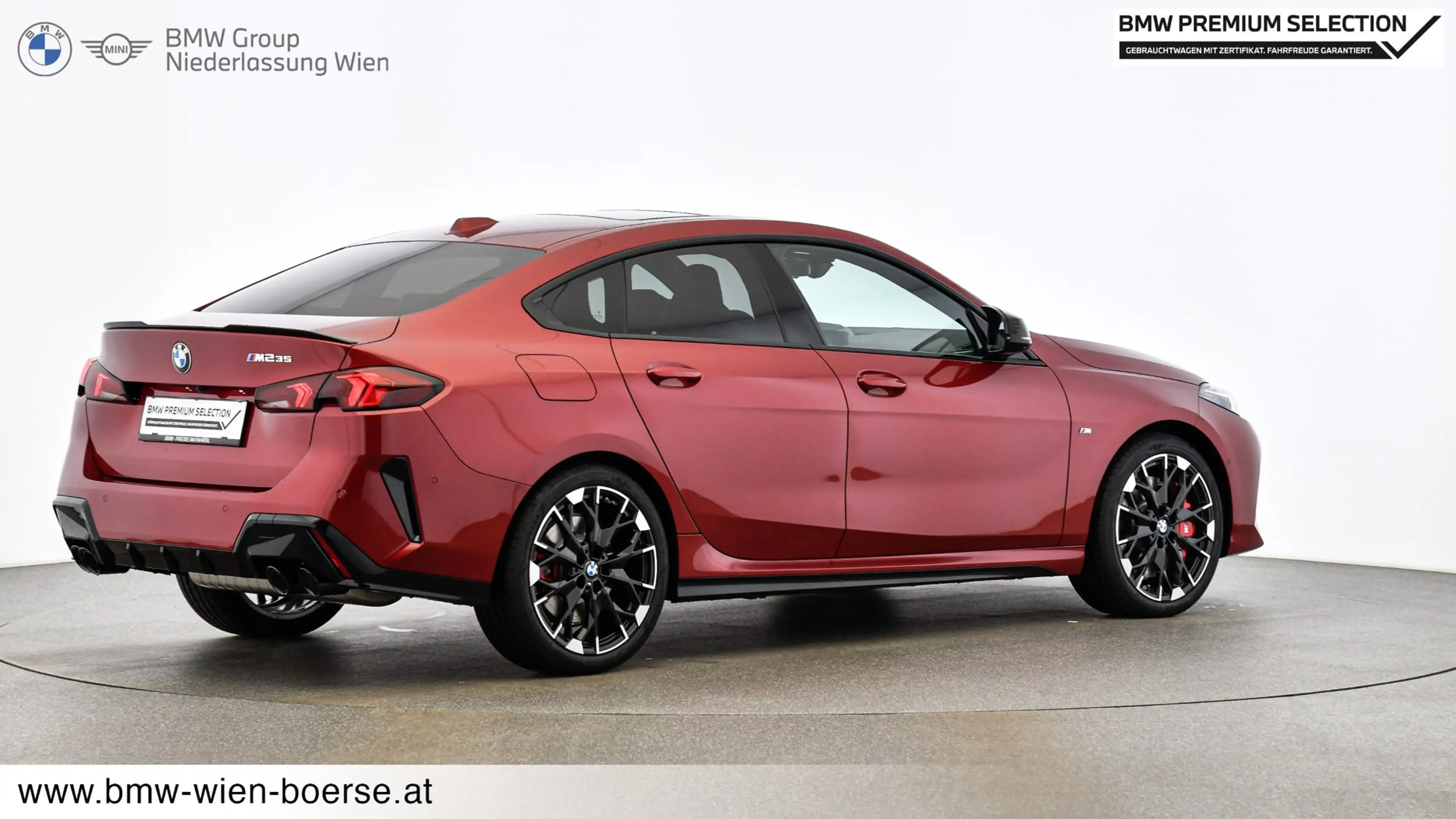 BMW 235 M235i xDrive — photo 8