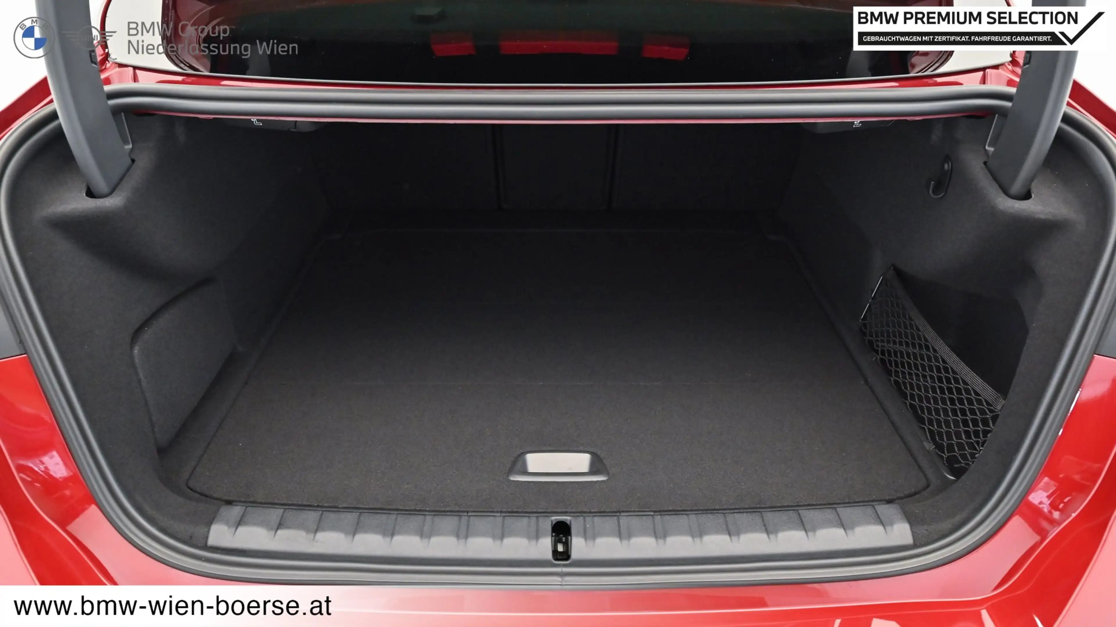BMW 235 M235i xDrive — photo 11