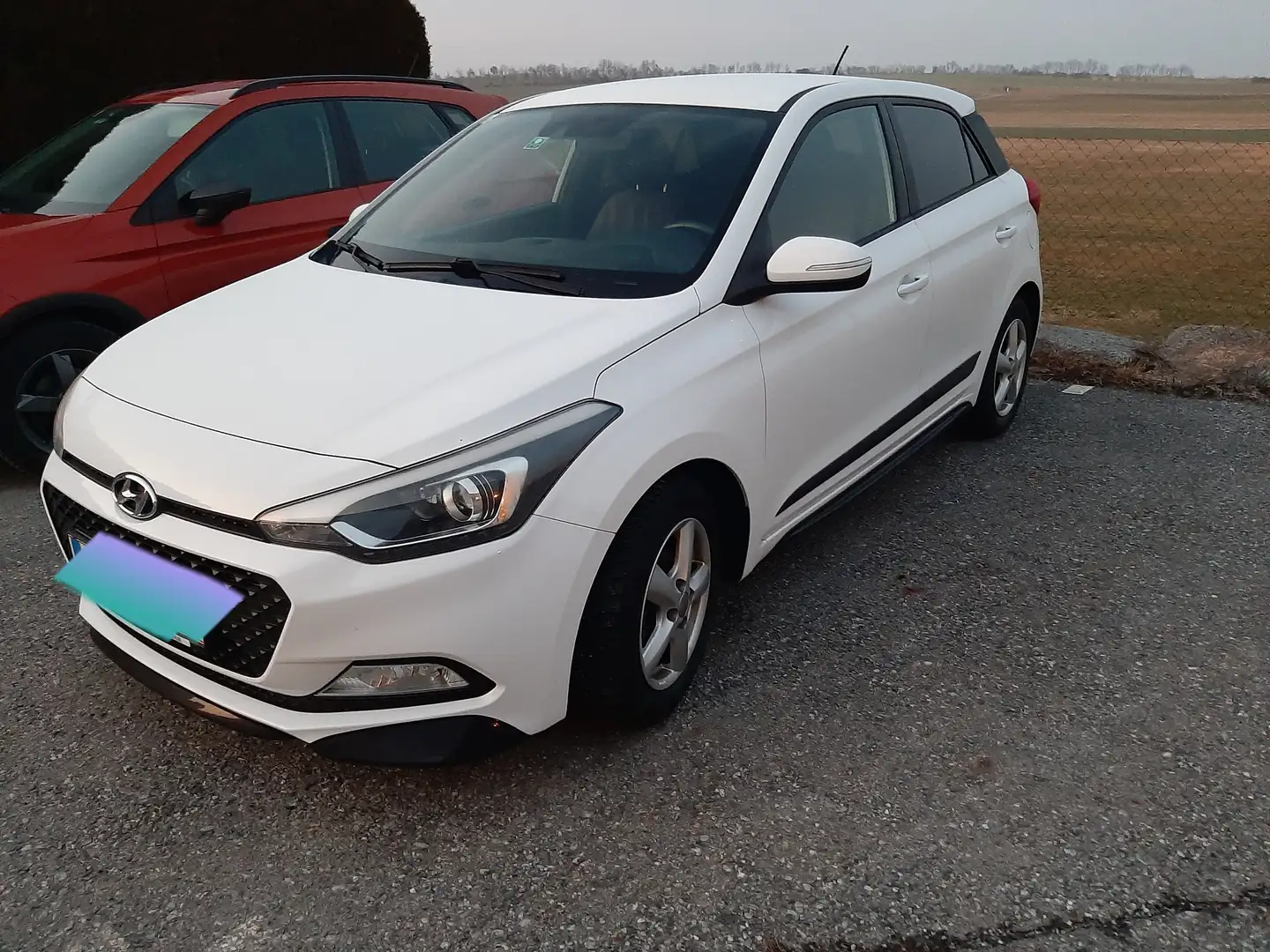 Hyundai i20 i20 1,25 Go Go Weiß - 1