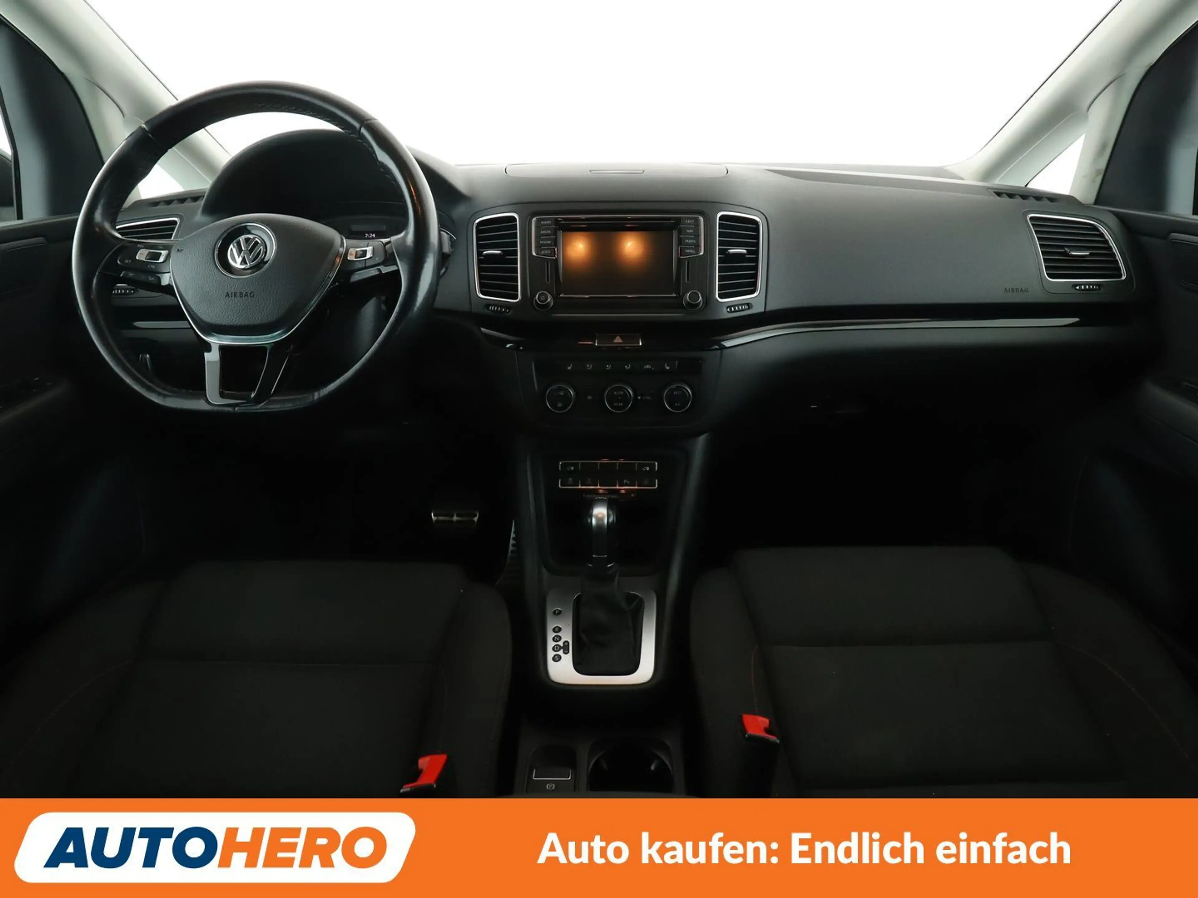 Volkswagen Sharan 2.0 TDI Sound BMT Aut.*NAVI*ACC*PDC*SHZ* — photo 12