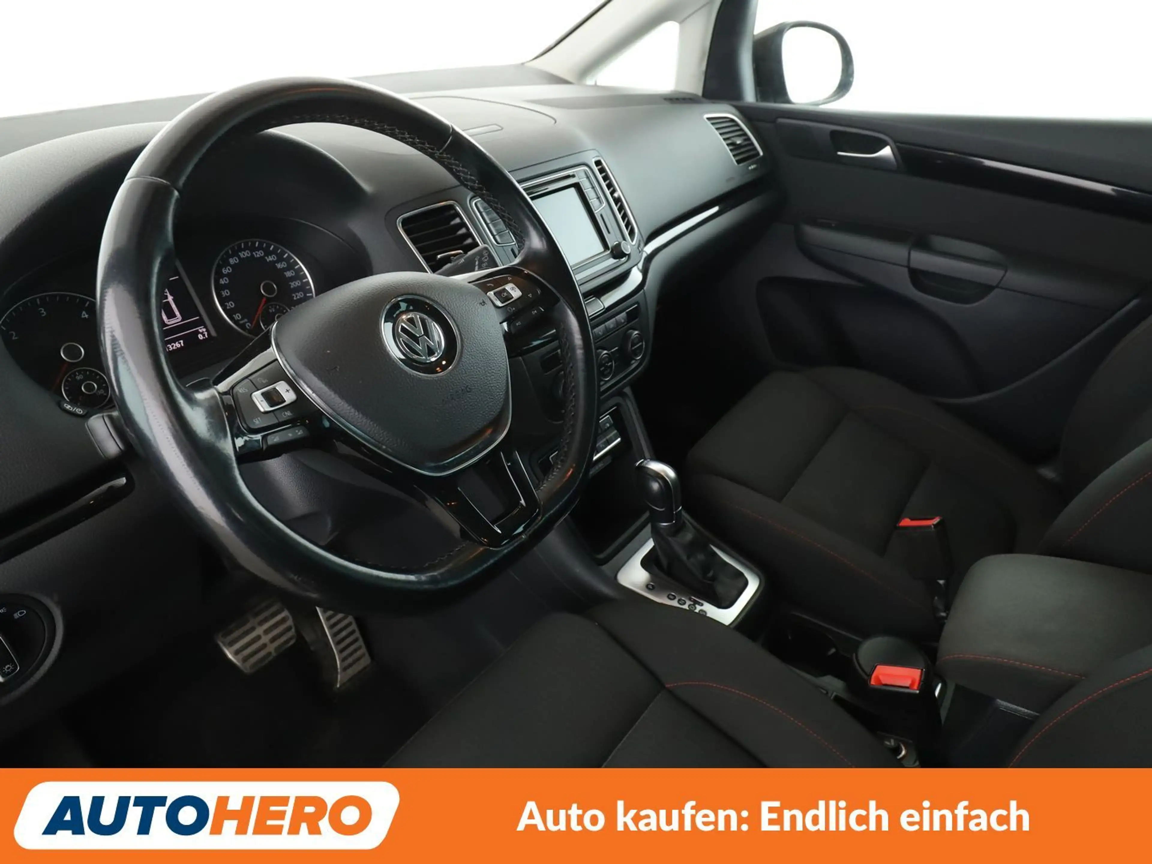 Volkswagen Sharan 2.0 TDI Sound BMT Aut.*NAVI*ACC*PDC*SHZ* — photo 11