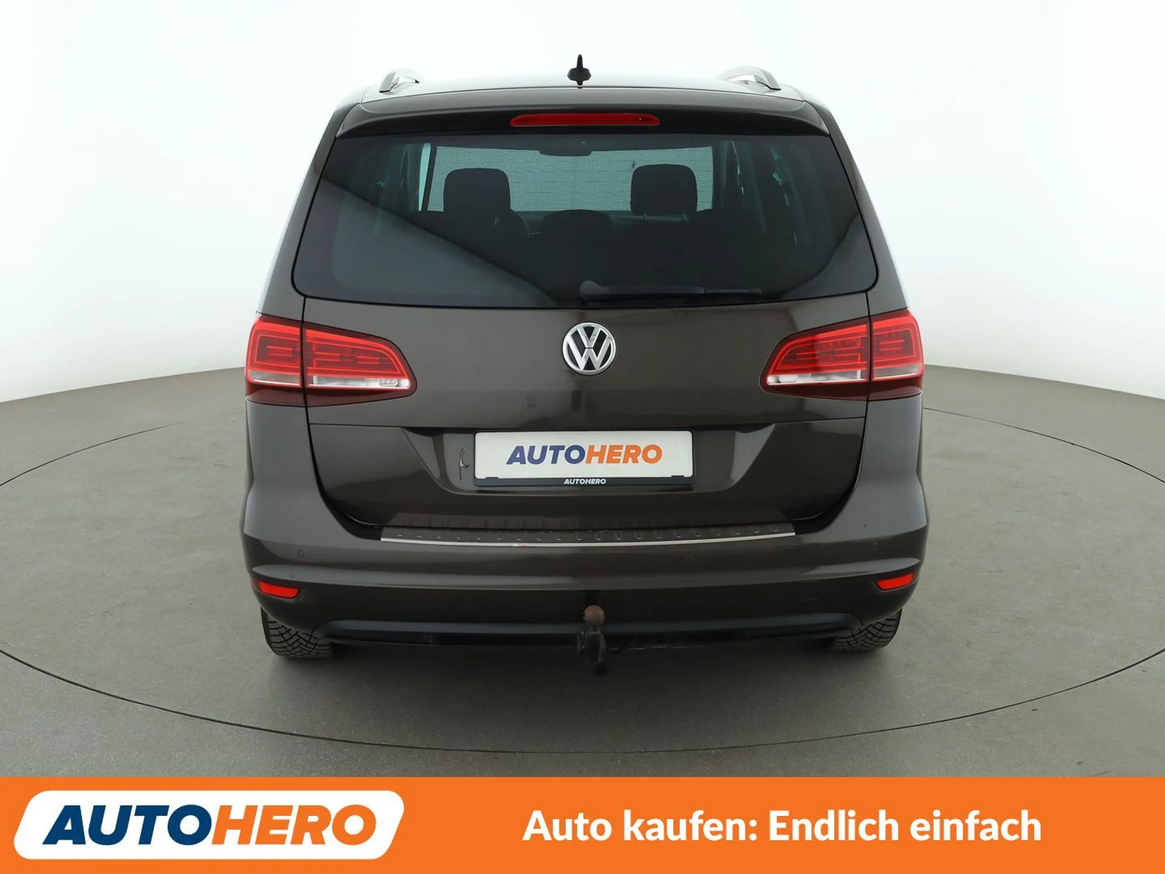 Volkswagen Sharan 2.0 TDI Sound BMT Aut.*NAVI*ACC*PDC*SHZ* — photo 5