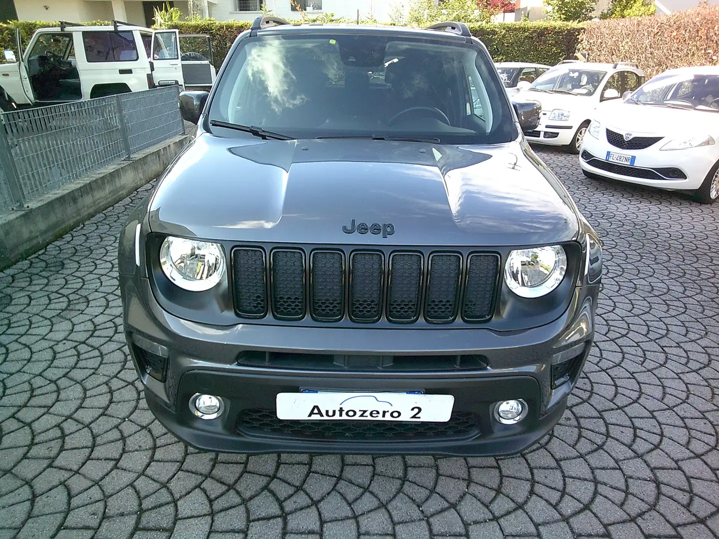Jeep Renegade 1.0 t3 Night Eagle 2wd Grijs - 2