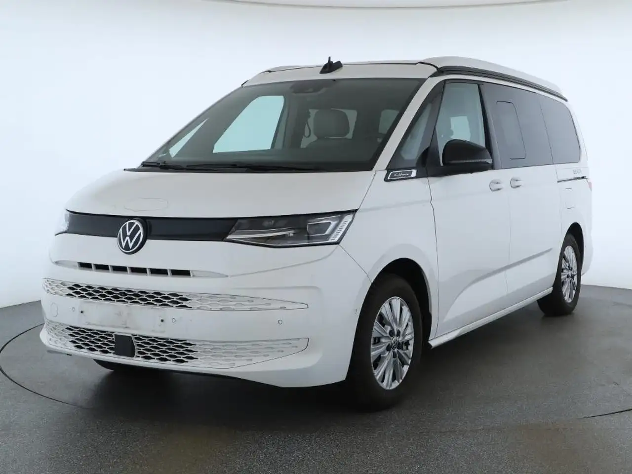 Volkswagen T7 California Beach eHybrid 4MOTION ACC AHK 360° 2