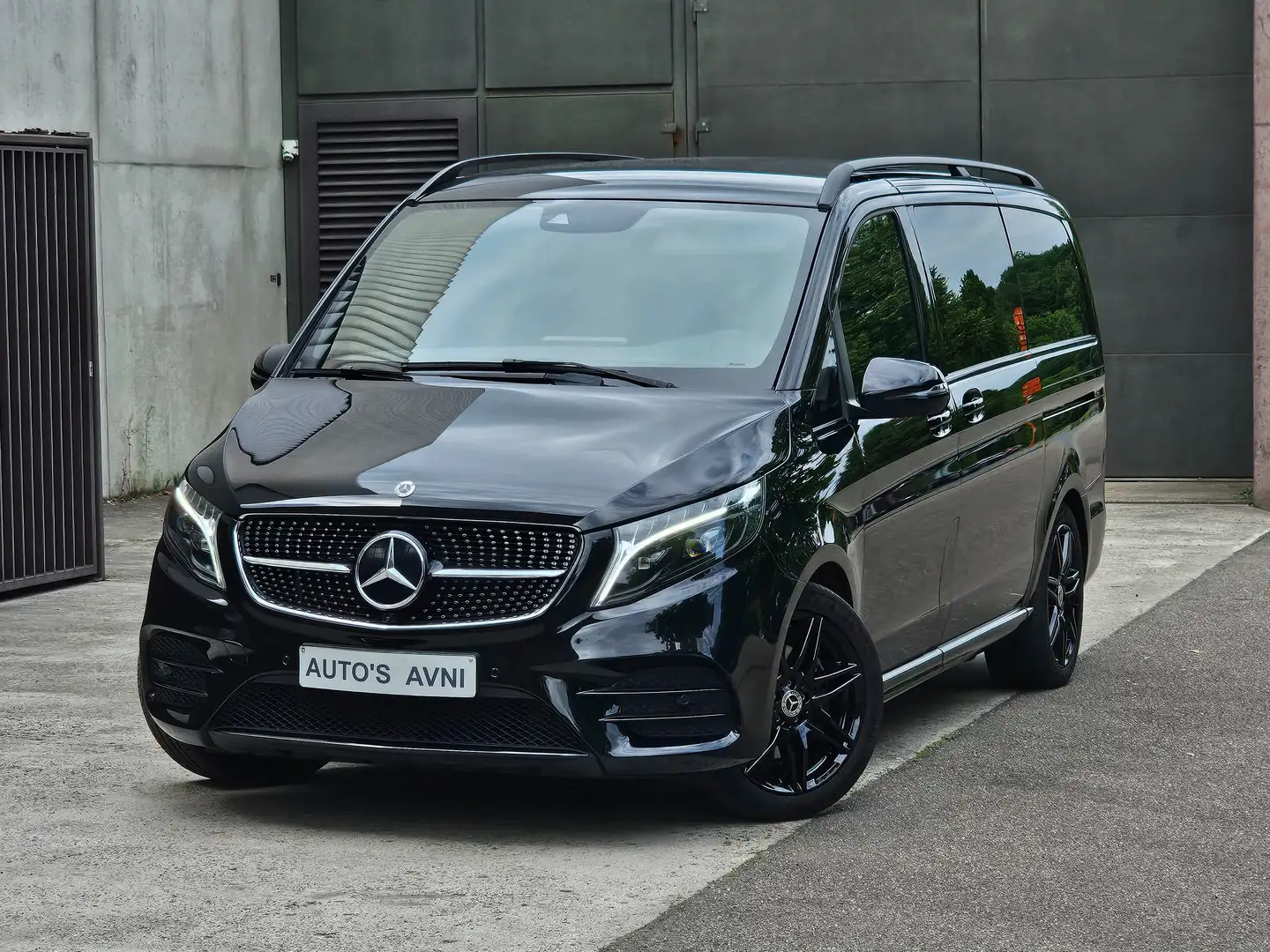 Mercedes-Benz V 300 d amg-line vip 7zit 24 maanden ster garantie!! Noir - 1