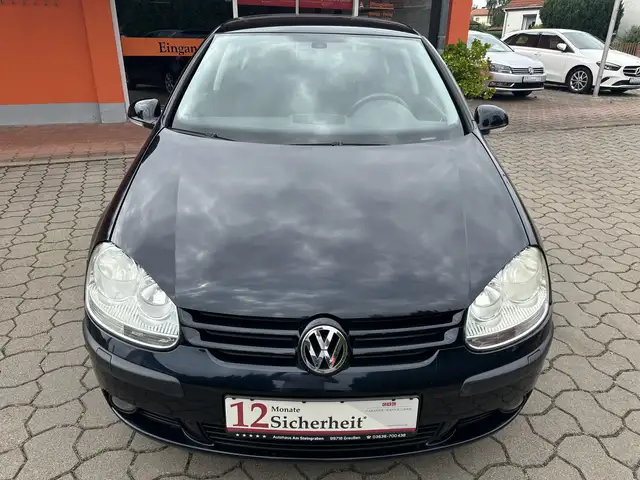 Volkswagen Golf view 2