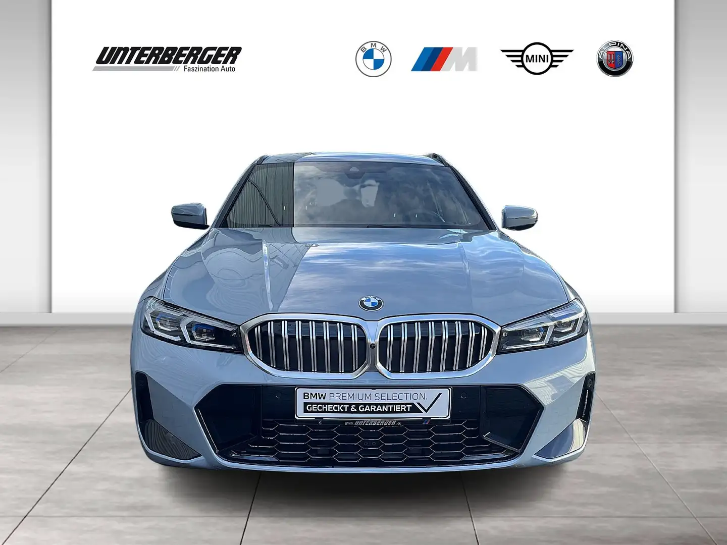 BMW 320 d xDrive Touring M Sportpaket DAB LED AHK Grau - 2