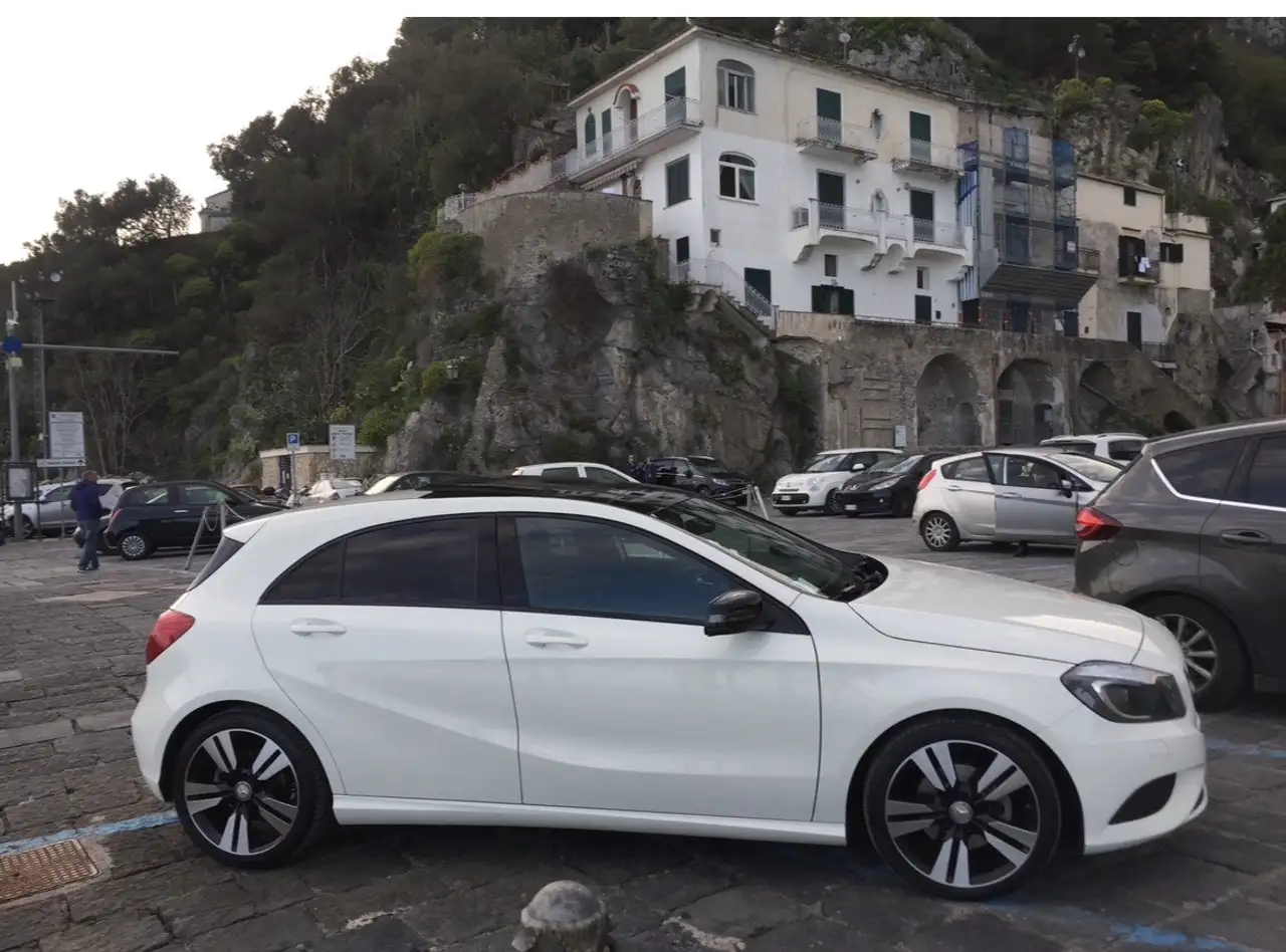 Mercedes-Benz A 200