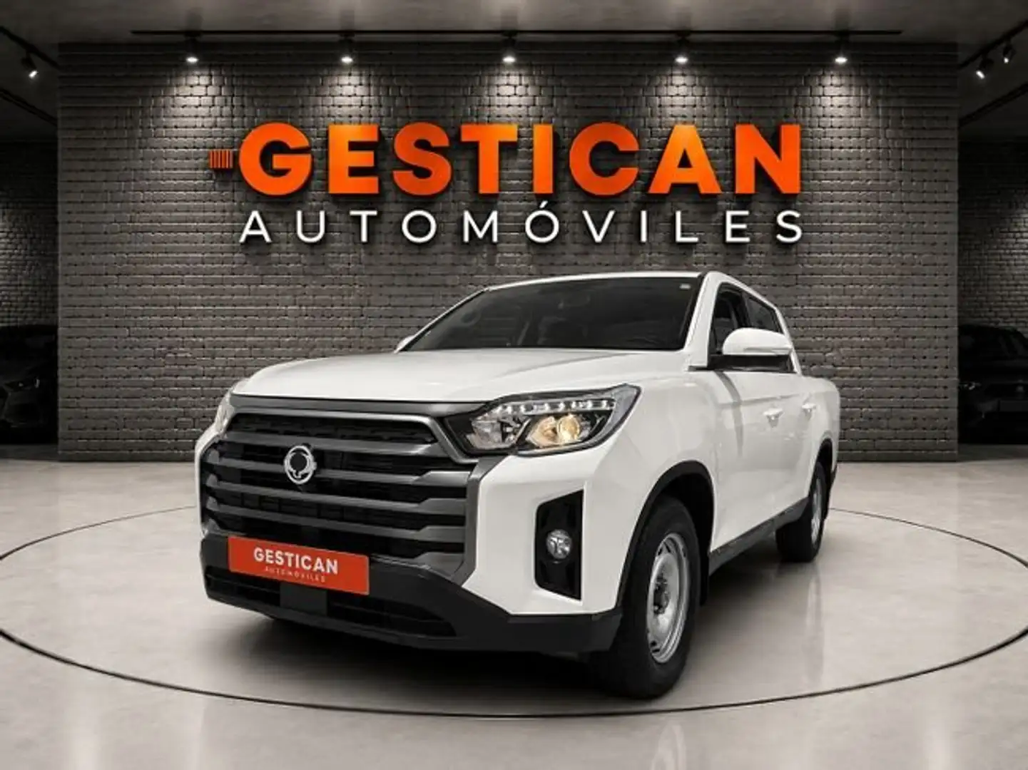 SsangYong Musso d22dtr 4x4 Pro Weiß - 1