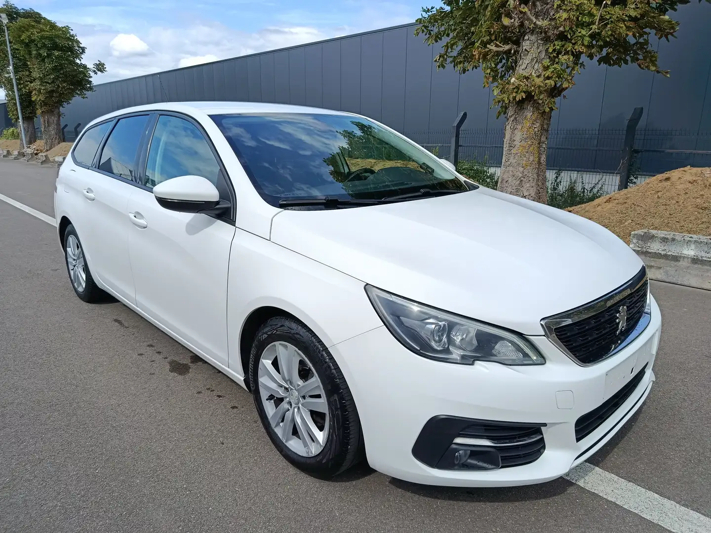 Peugeot 308 308 SW 1.6 BlueHDi ECO Active Blanc - 2