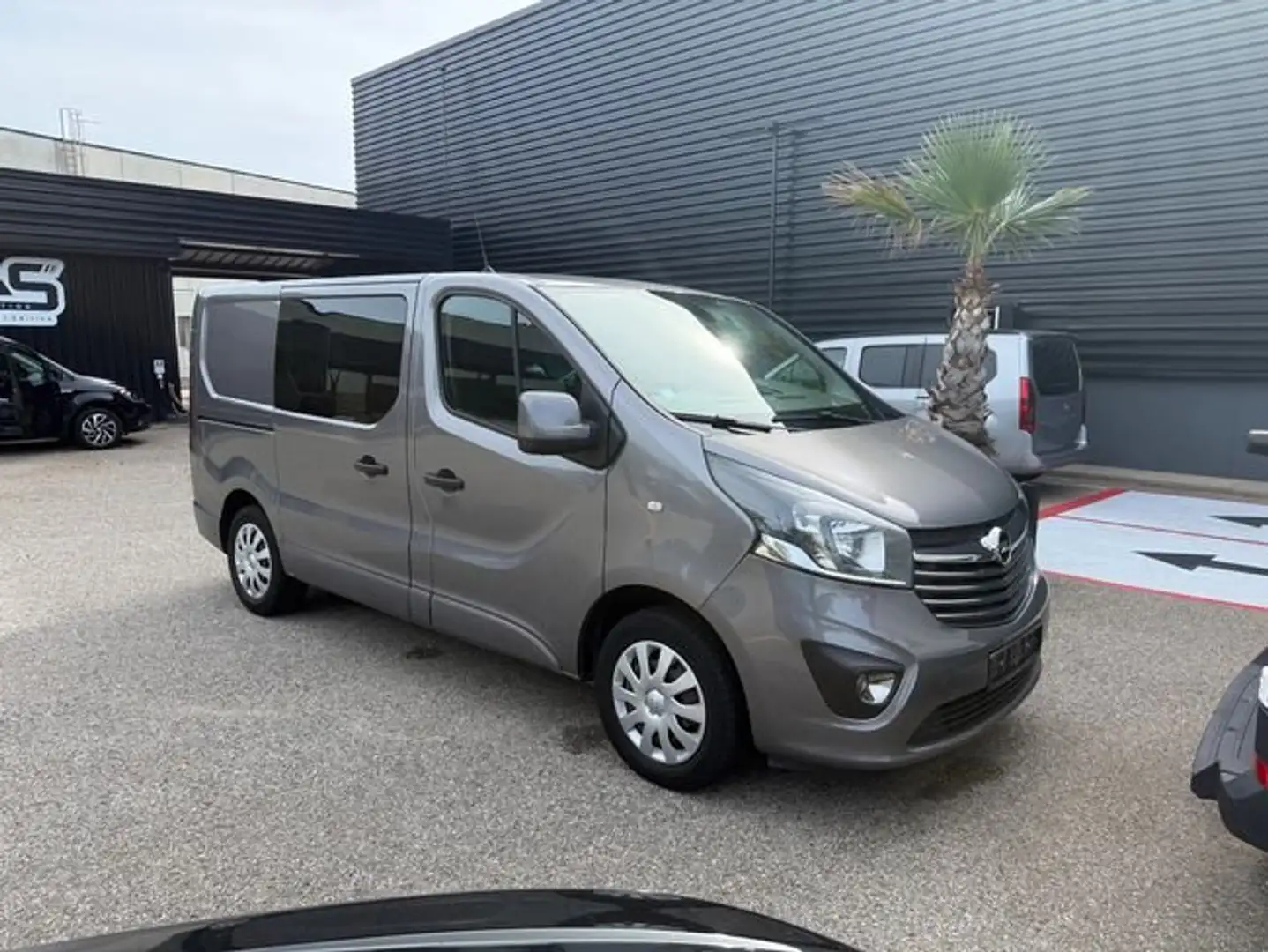 Opel Vivaro 1.6 CDTI S/S 88kW L2 2.9t Combi Plus-6 Gris - 2
