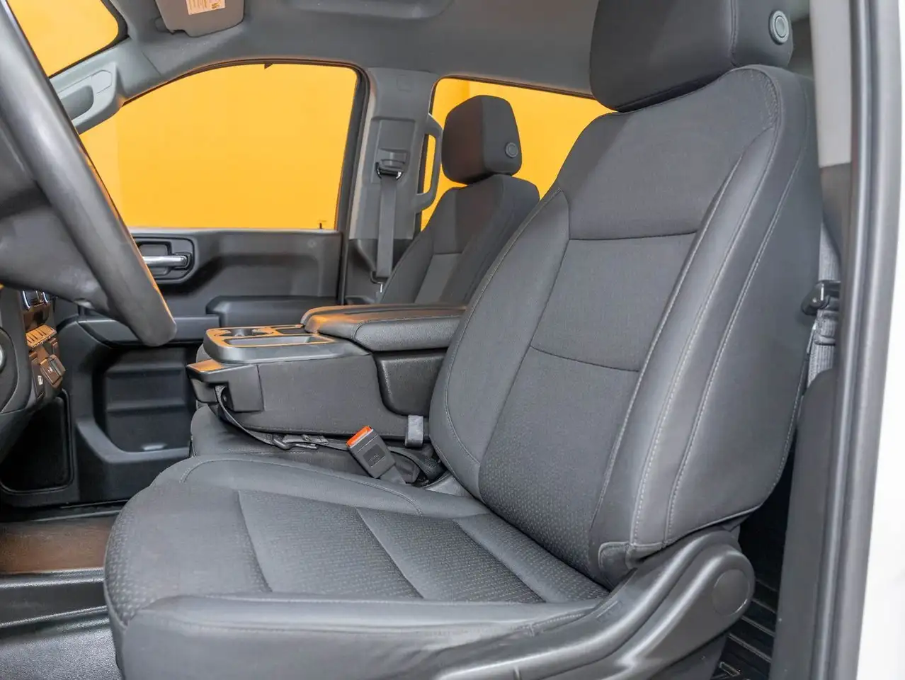 Chevrolet Silverado 1500 снимка Chevrolet Silverado 1500