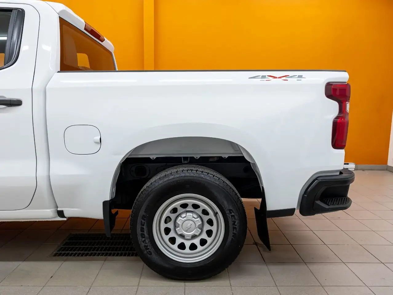 Chevrolet Silverado 1500 снимка Chevrolet Silverado 1500