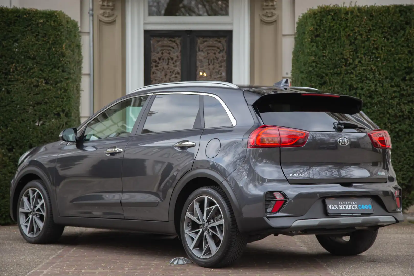 Kia Niro 1.6 GDi Hybrid DynamicPlusLine Adaptive | Camera | Grijs - 2