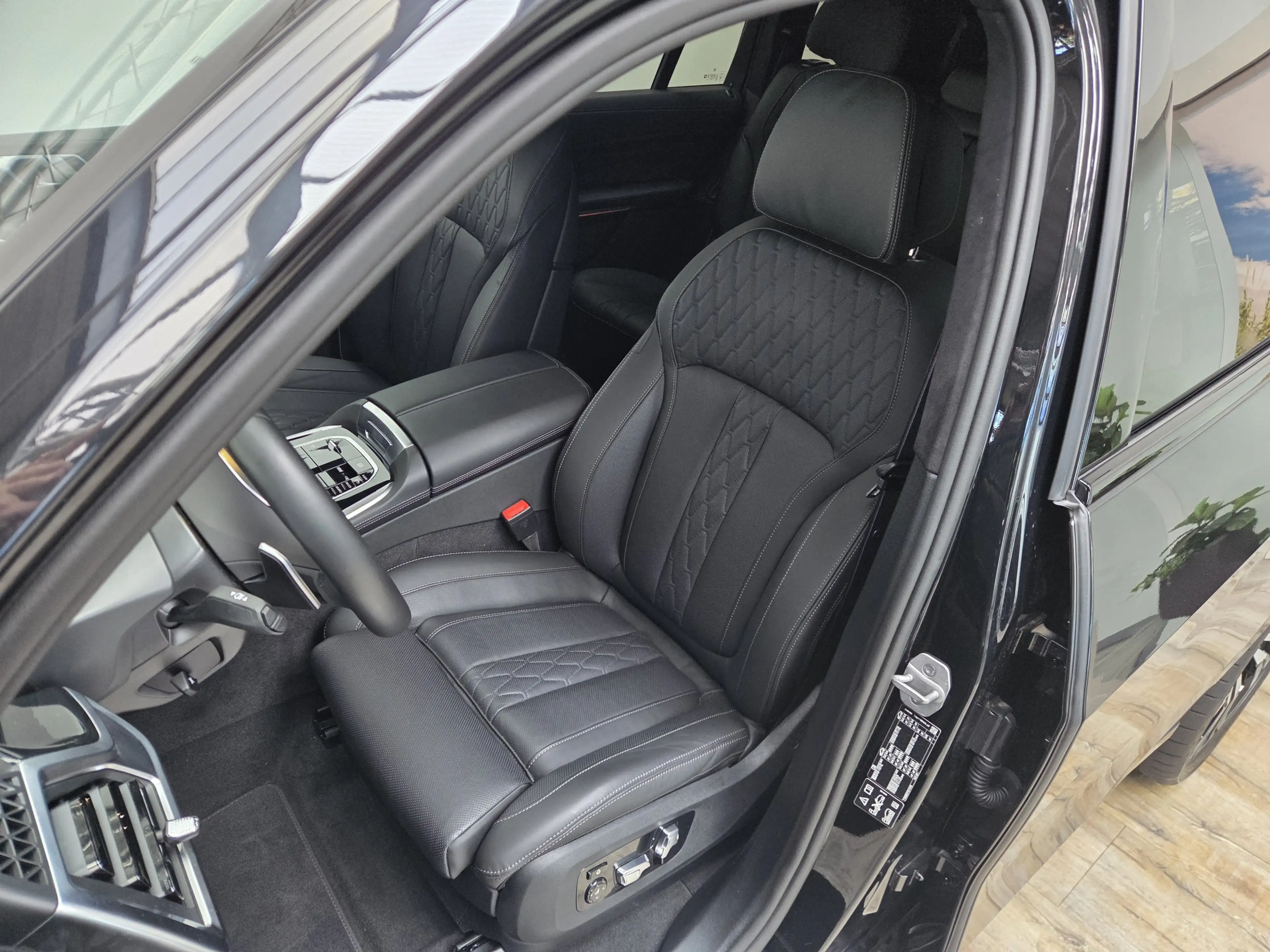 BMW X7 xDr40d M Sport Pro AHK Sitzlüftung ACC 23Zoll — photo 15