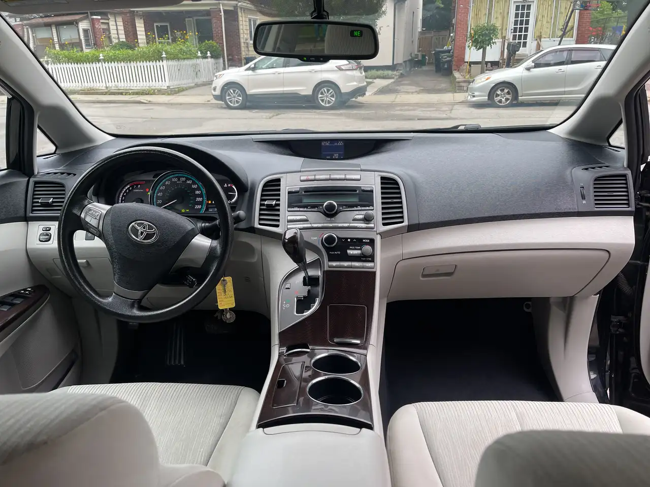 Toyota Venza снимка Toyota Venza