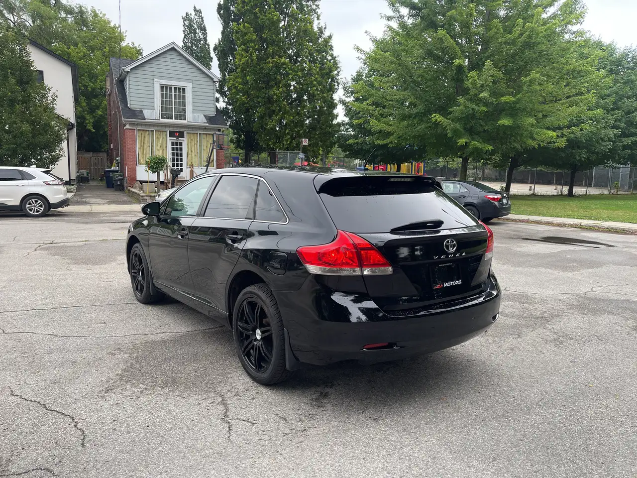 Toyota Venza снимка Toyota Venza