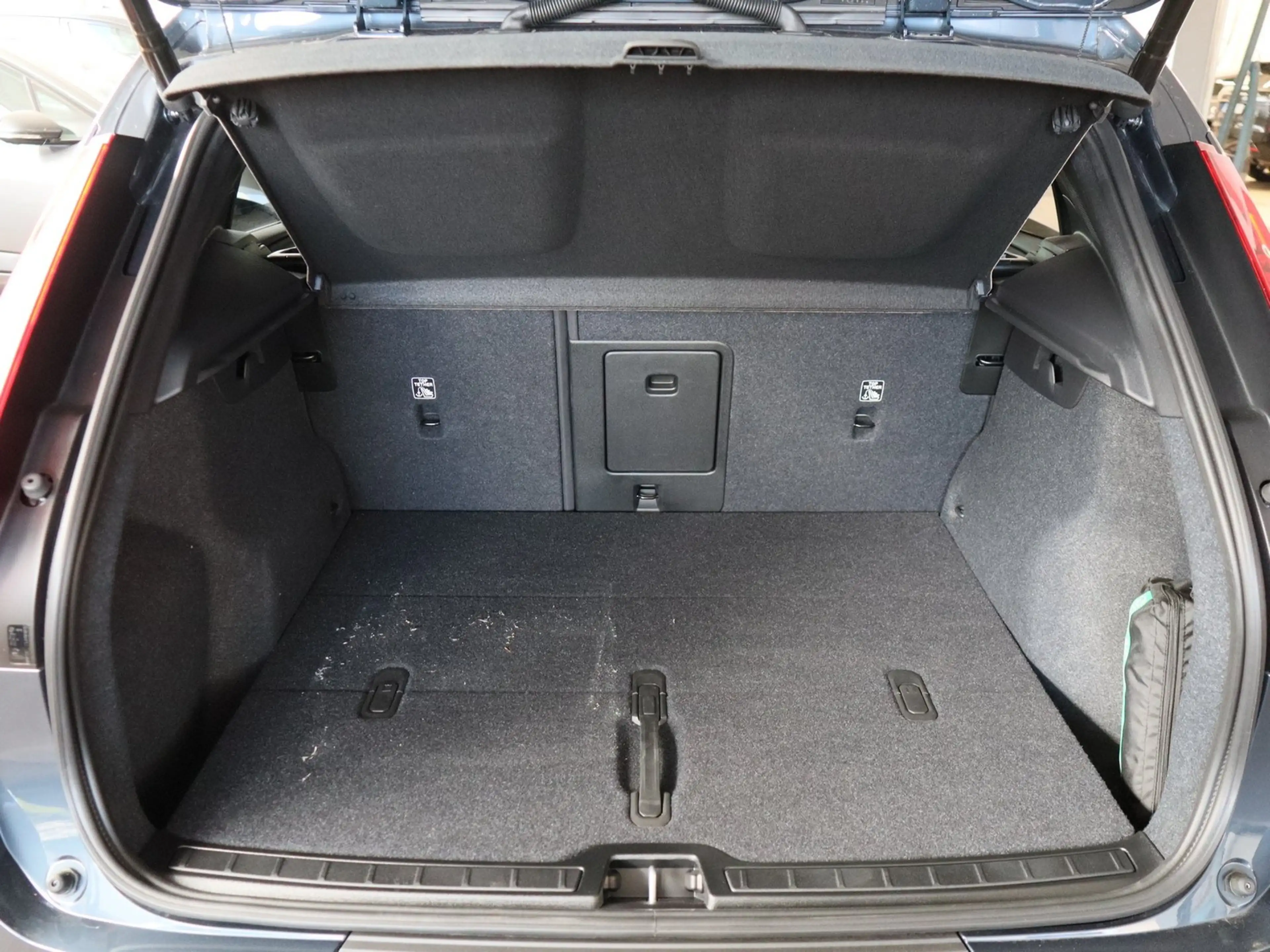 Volvo EX40 Single Motor Extended Range Plus 360°*Pilot*har... — photo 11