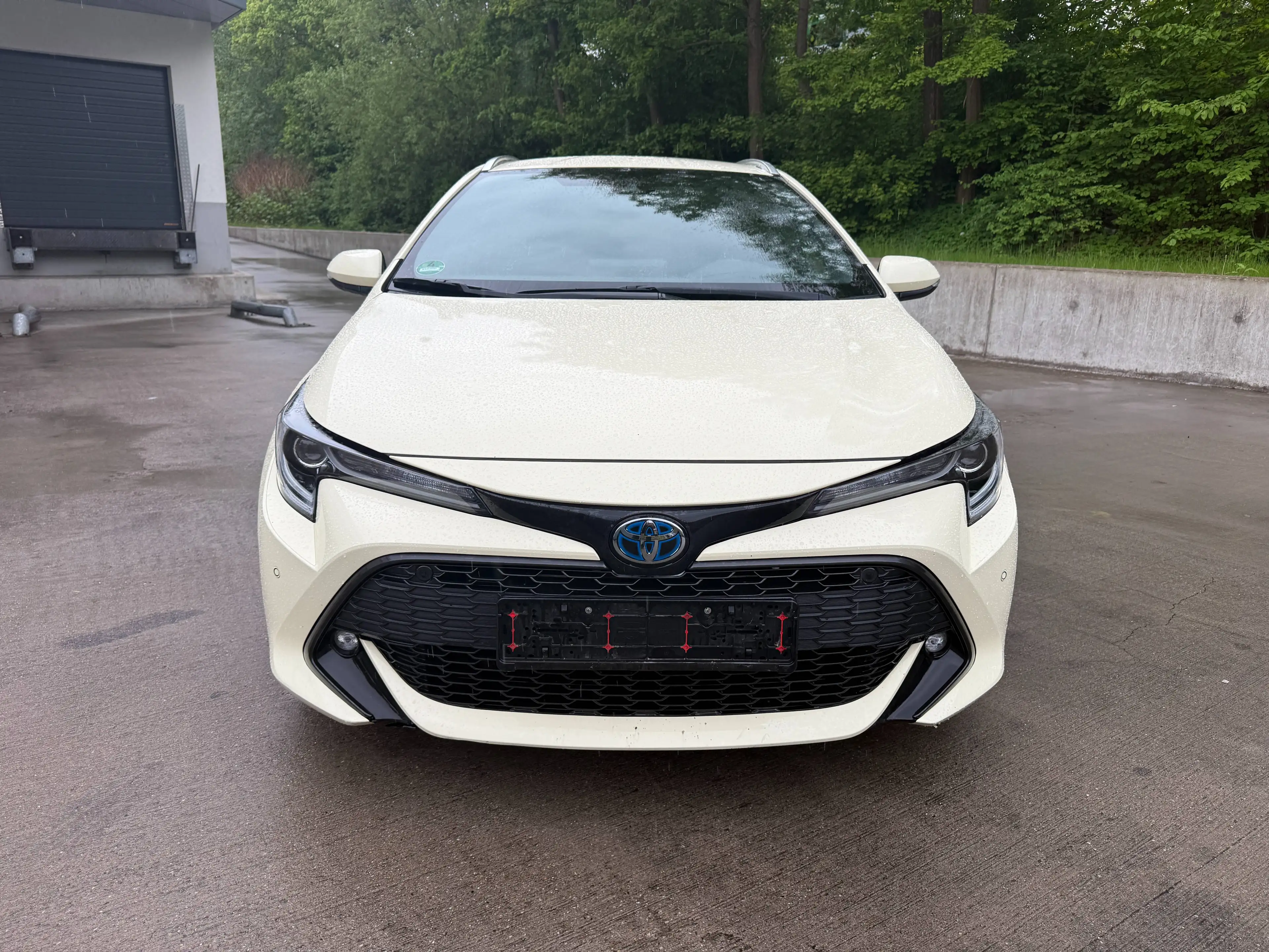 Toyota Corolla 2 x Touring Sports Hybrid Team Deuts.-Folie-TAXI — photo 2