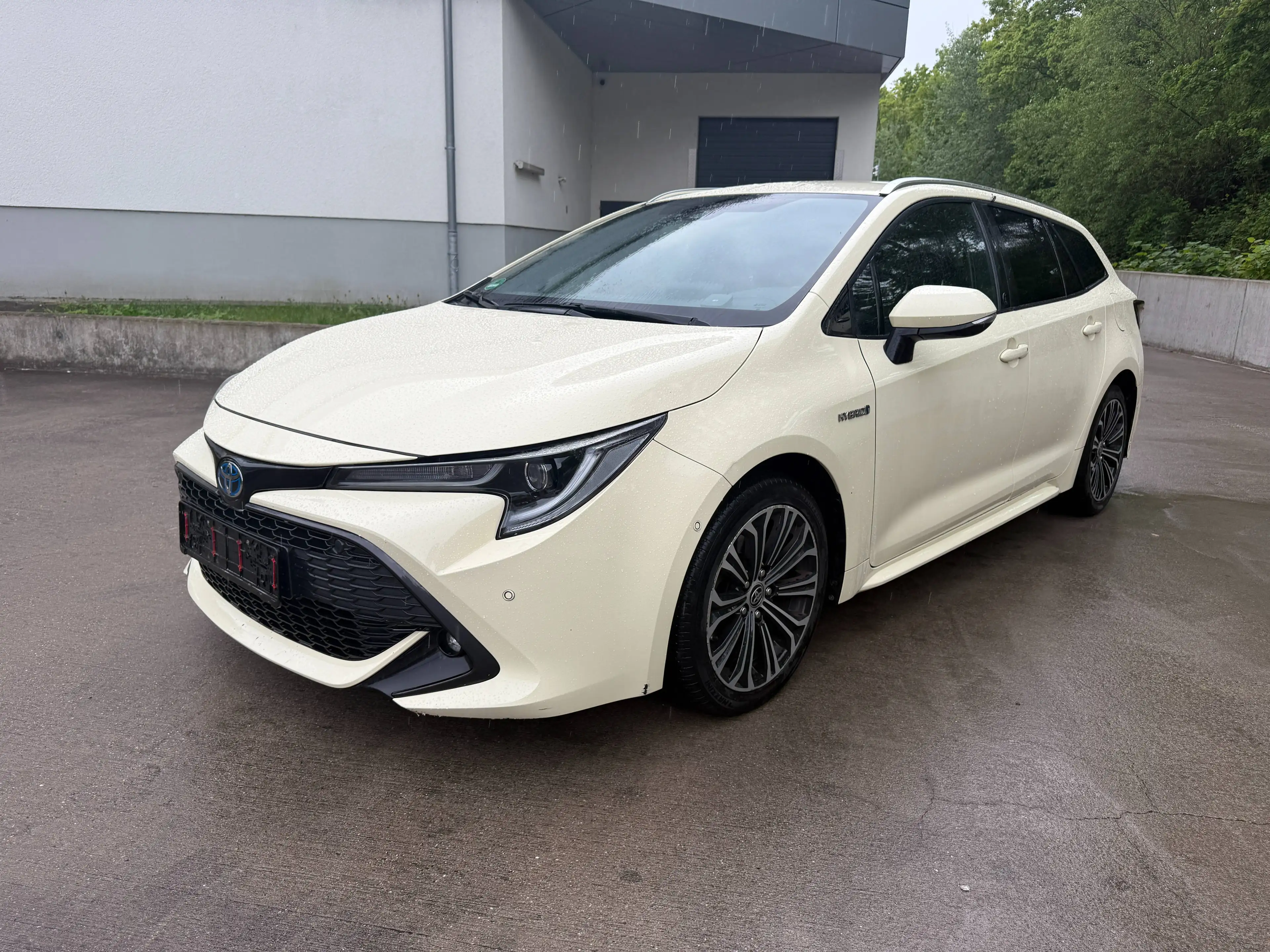 Toyota Corolla 2 x Touring Sports Hybrid Team Deuts.-Folie-TAXI — photo 3