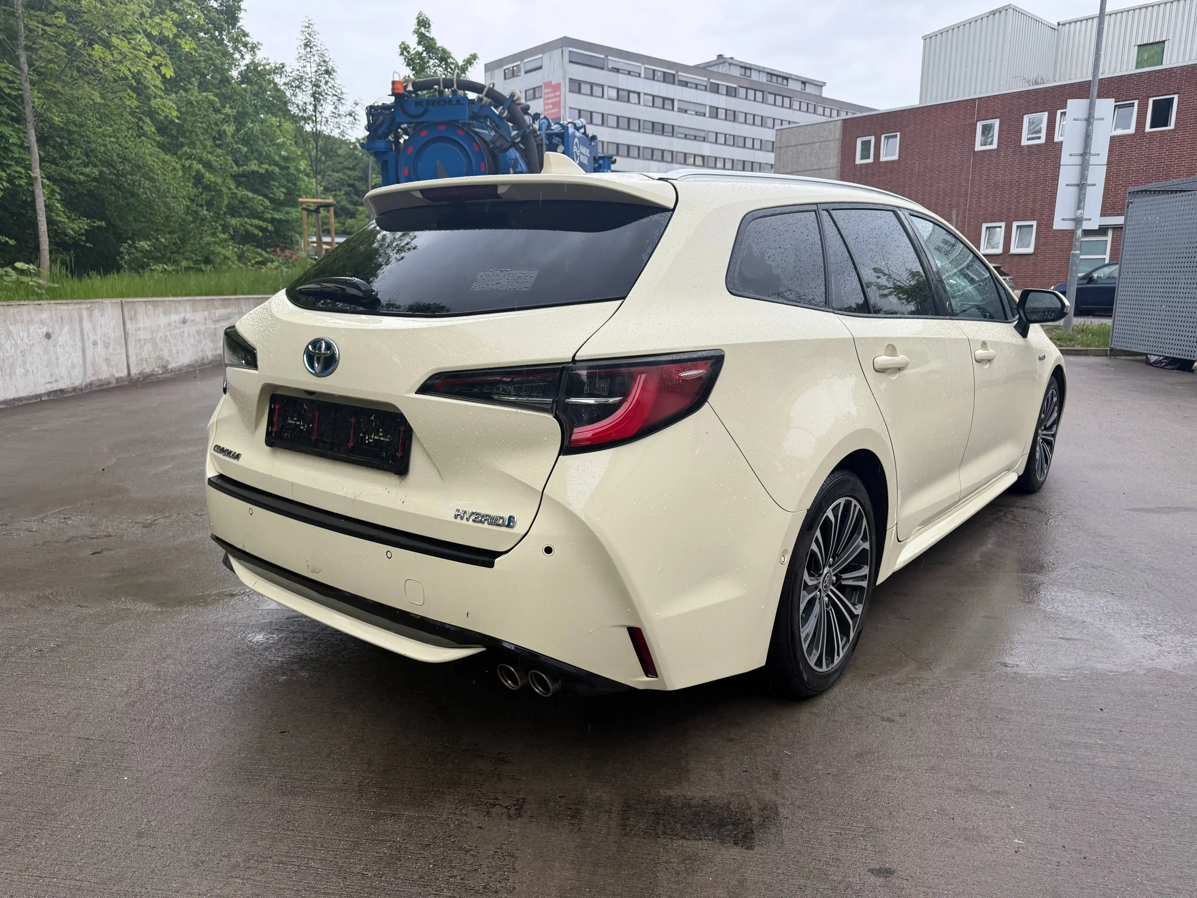 Toyota Corolla 2 x Touring Sports Hybrid Team Deuts.-Folie-TAXI — photo 7