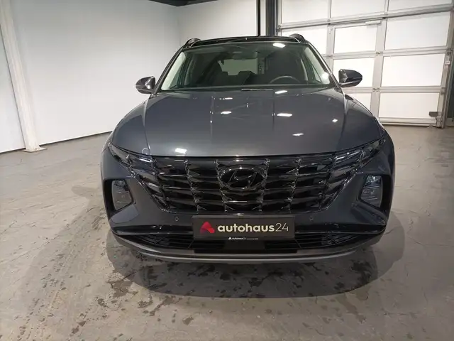 Hyundai Tucson view 2