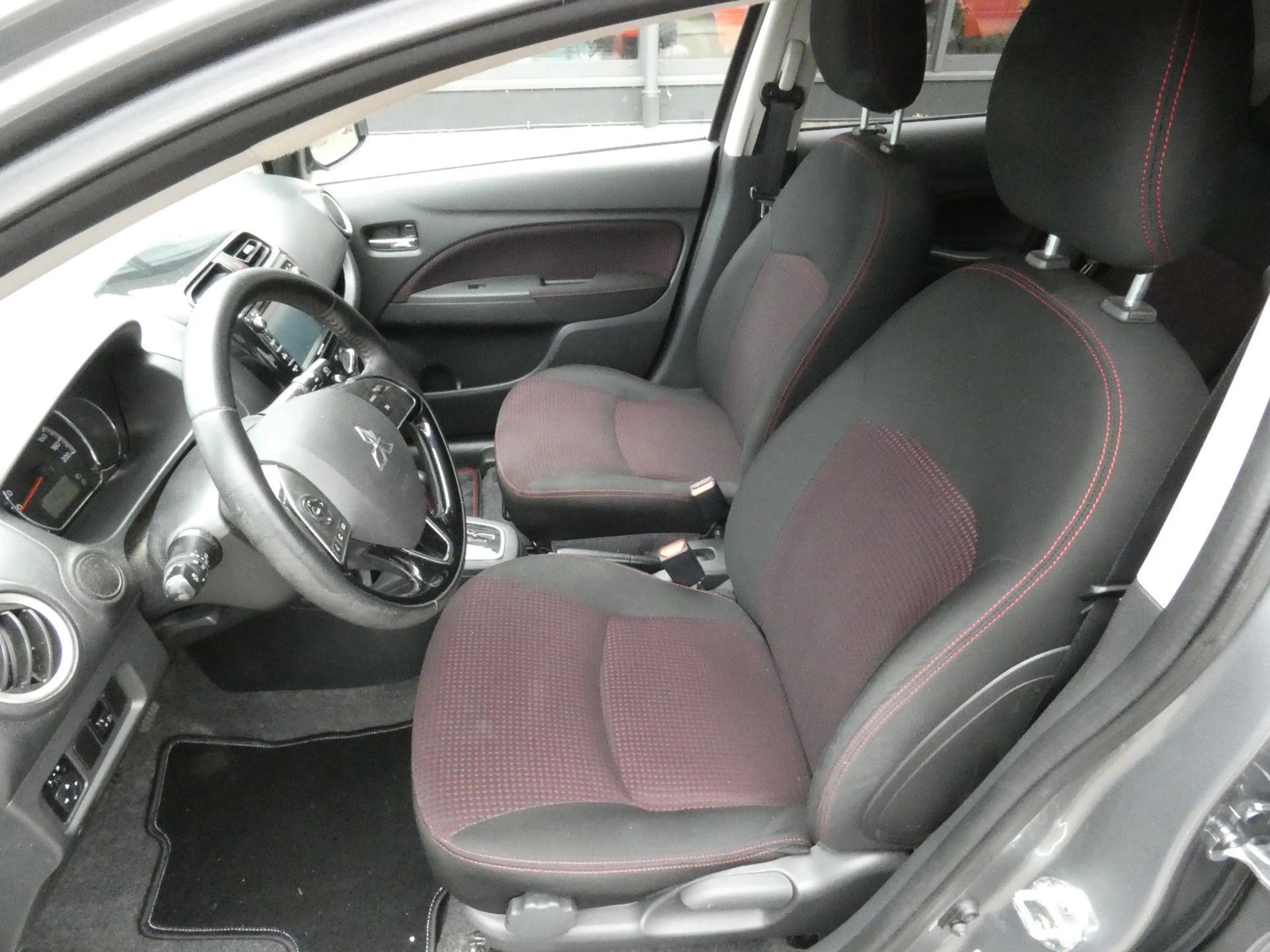 Mitsubishi Space Star Spirit+ Black 1.2 CVT*Klima*Alu*Navi* — photo 10