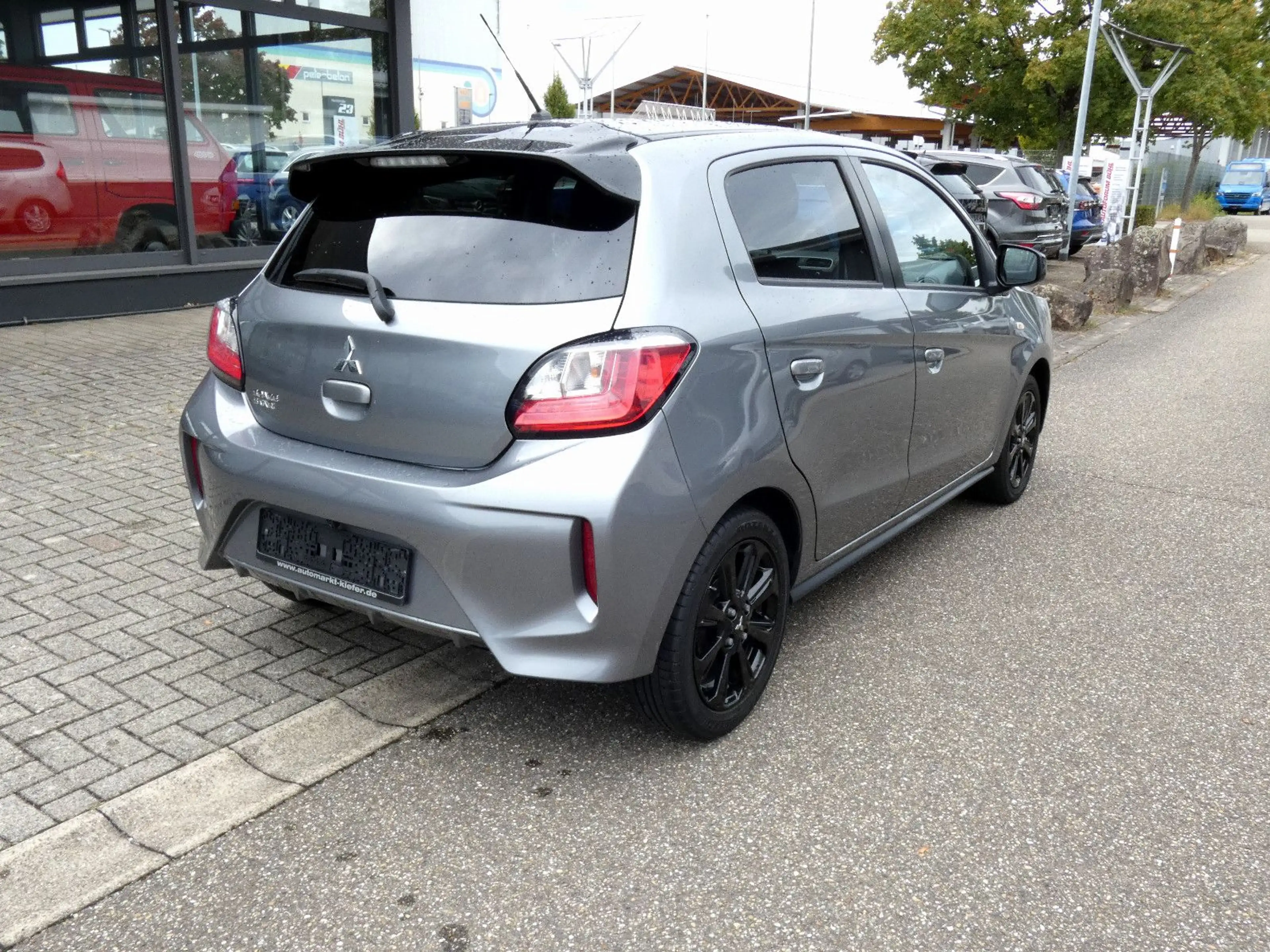 Mitsubishi Space Star Spirit+ Black 1.2 CVT*Klima*Alu*Navi* — photo 3