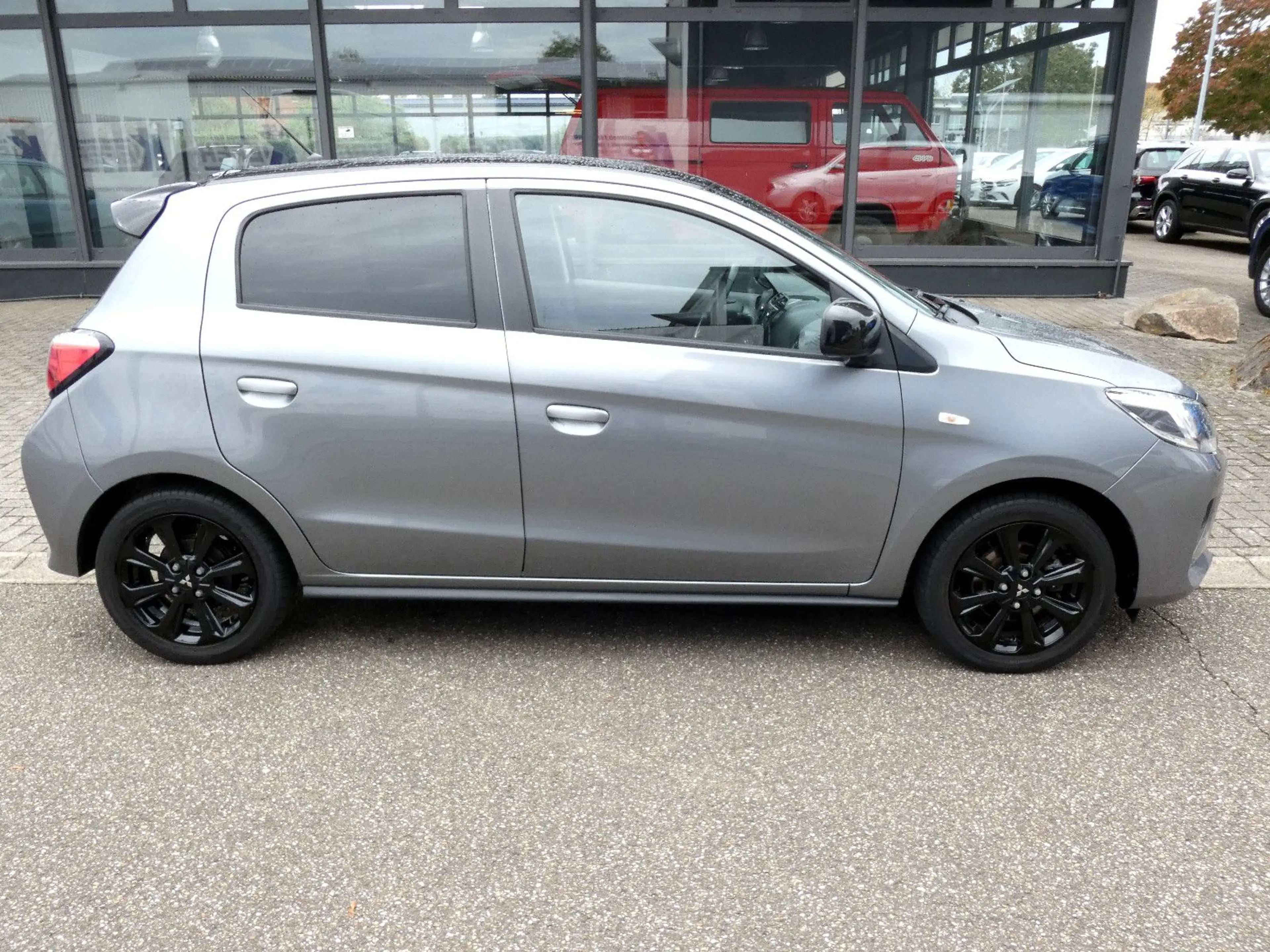 Mitsubishi Space Star Spirit+ Black 1.2 CVT*Klima*Alu*Navi* — photo 6