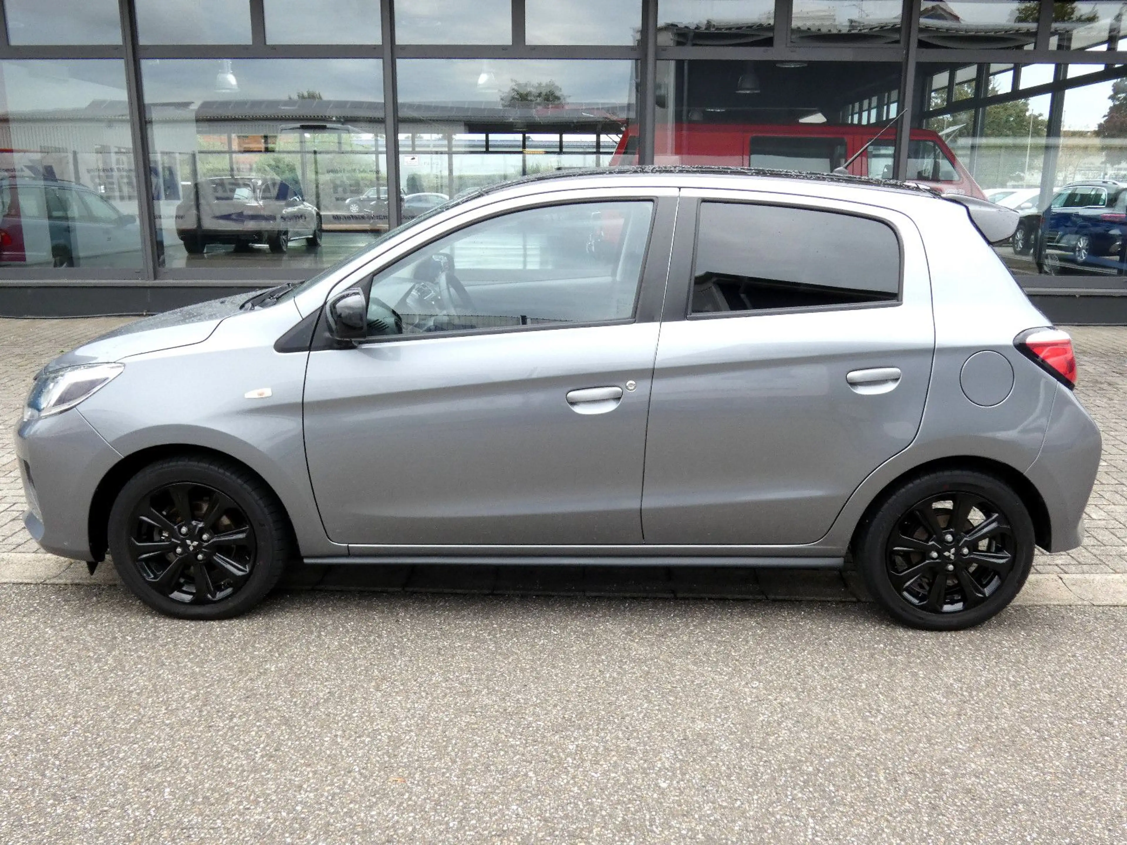 Mitsubishi Space Star Spirit+ Black 1.2 CVT*Klima*Alu*Navi* — photo 5