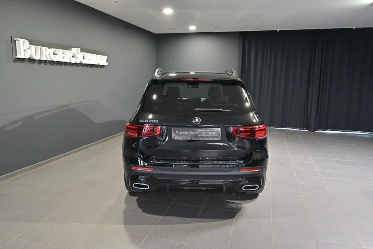 Mercedes-Benz GLB 200 AMG/360'/LED/PANO/AHK/TOTW/NIGHT/SHZ 12