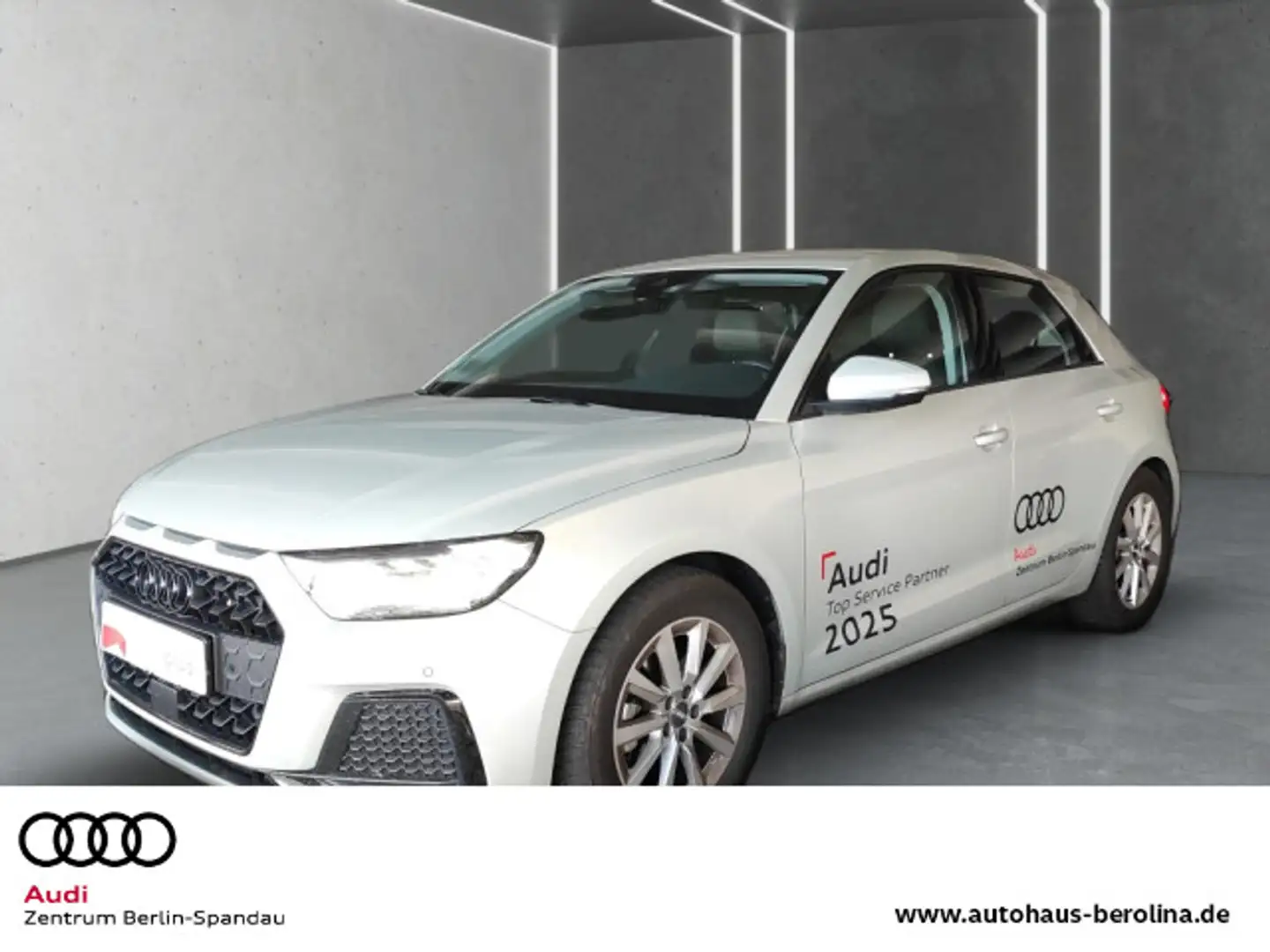 Audi A1 35 TFSI Adv. S tronic *GRA*R-CAM* Silber - 1