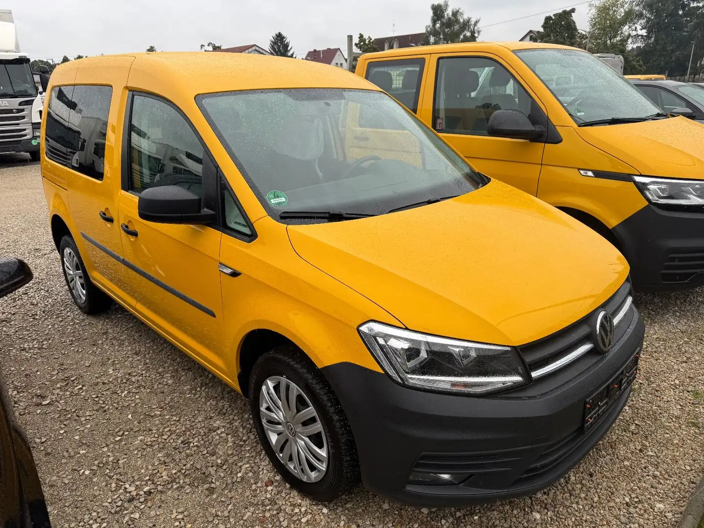 Volkswagen Caddy 2.0 TDI Trendline BMT 4Motion Jaune - 2
