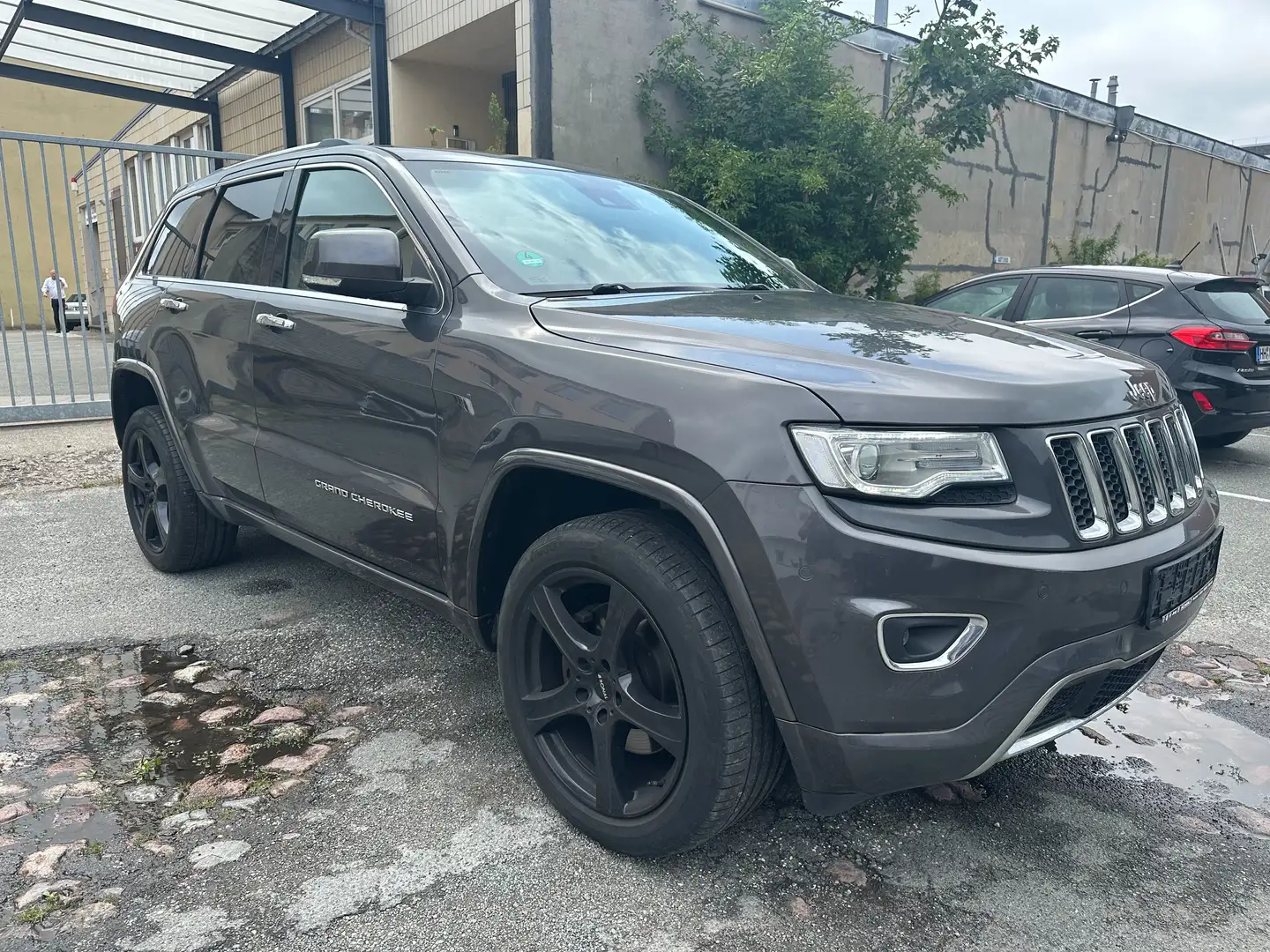 Jeep Grand Cherokee 3.0I Multijet Overland*KLIMA*PANO*NAVI*LEDER*ACC* Grau - 2