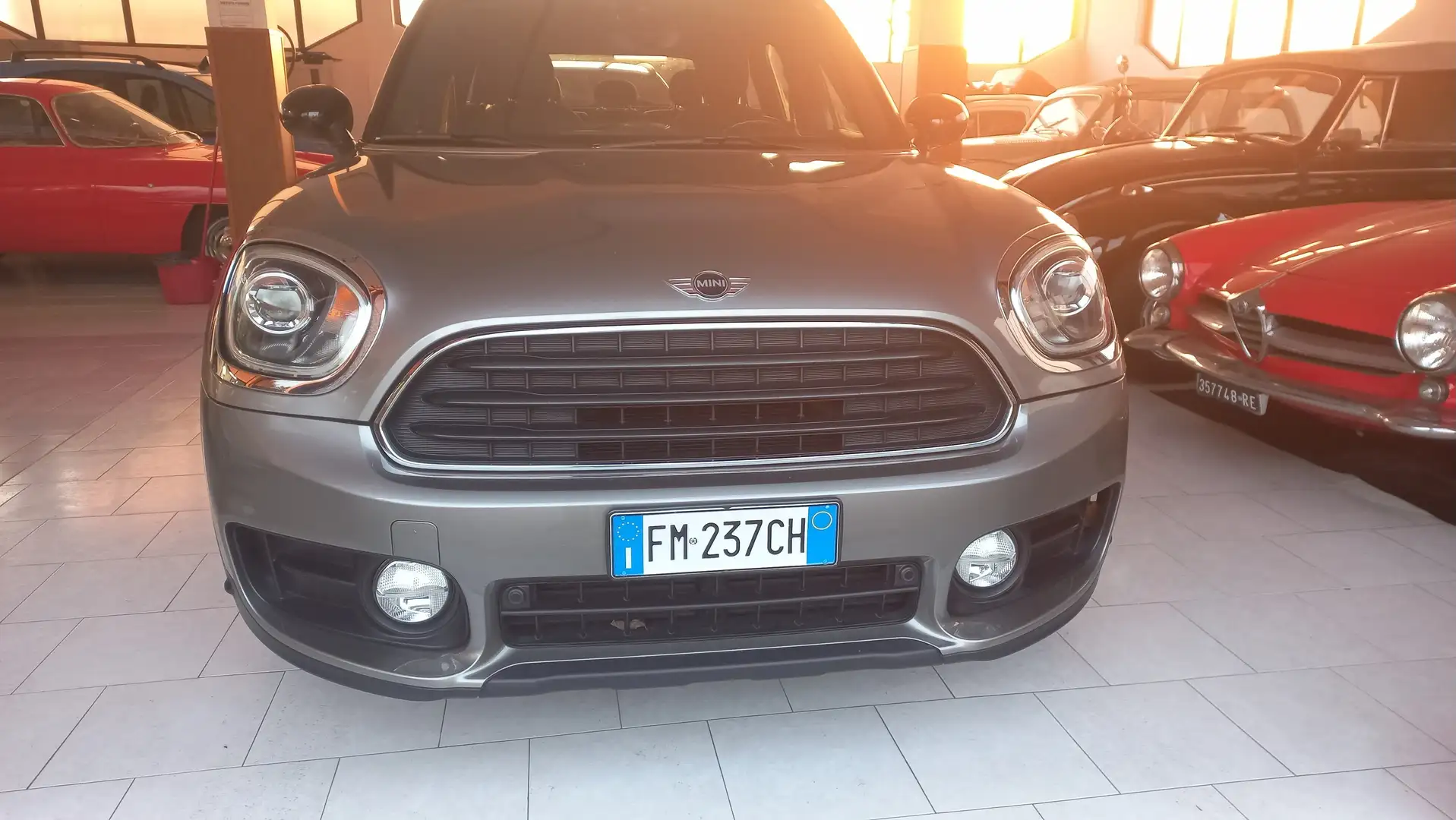 MINI Cooper D Countryman Mini Countryman F60 2017 2.0 Business auto Grigio - 1