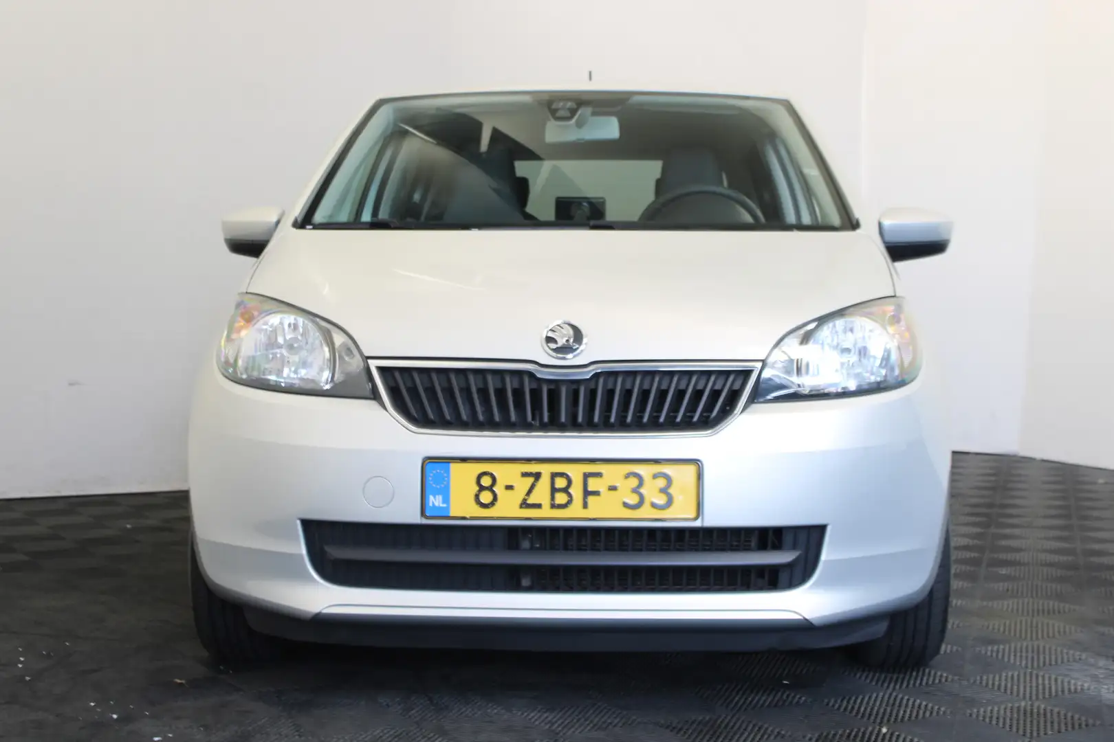 Skoda Citigo 1.0 Greentech Sprint Grijs - 2
