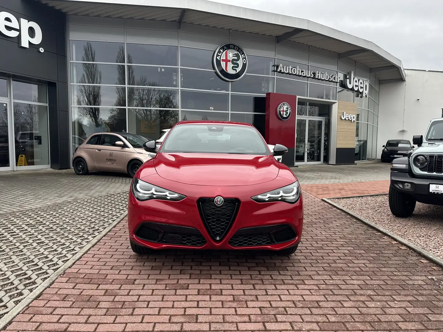 Alfa Romeo Stelvio Sprint Rot - 2