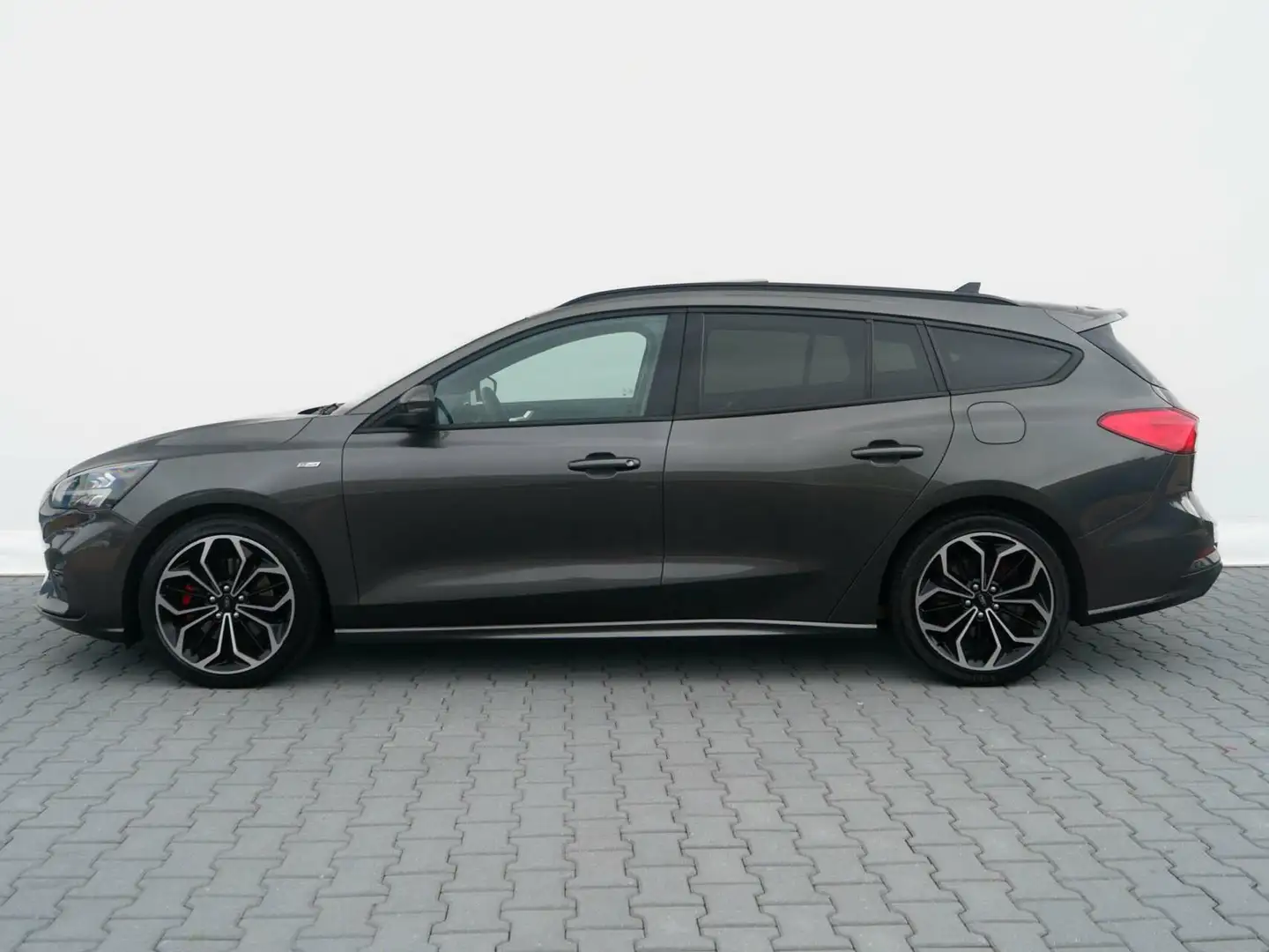 Ford Focus Wagon 1.0 EcoBoost 125pk ST-Line Business | Panora Grijs - 2