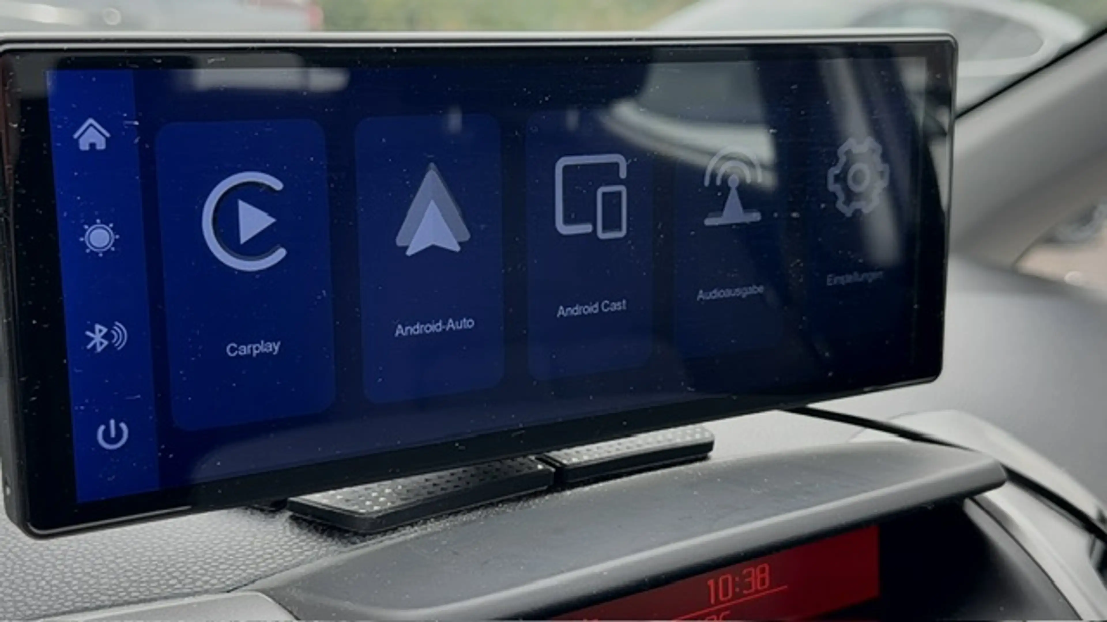 Kia Venga — photo 9