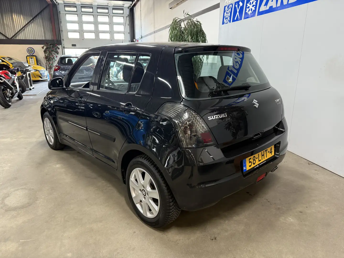 Suzuki Swift 1.3 Cool Verkocht!! Negru - 2