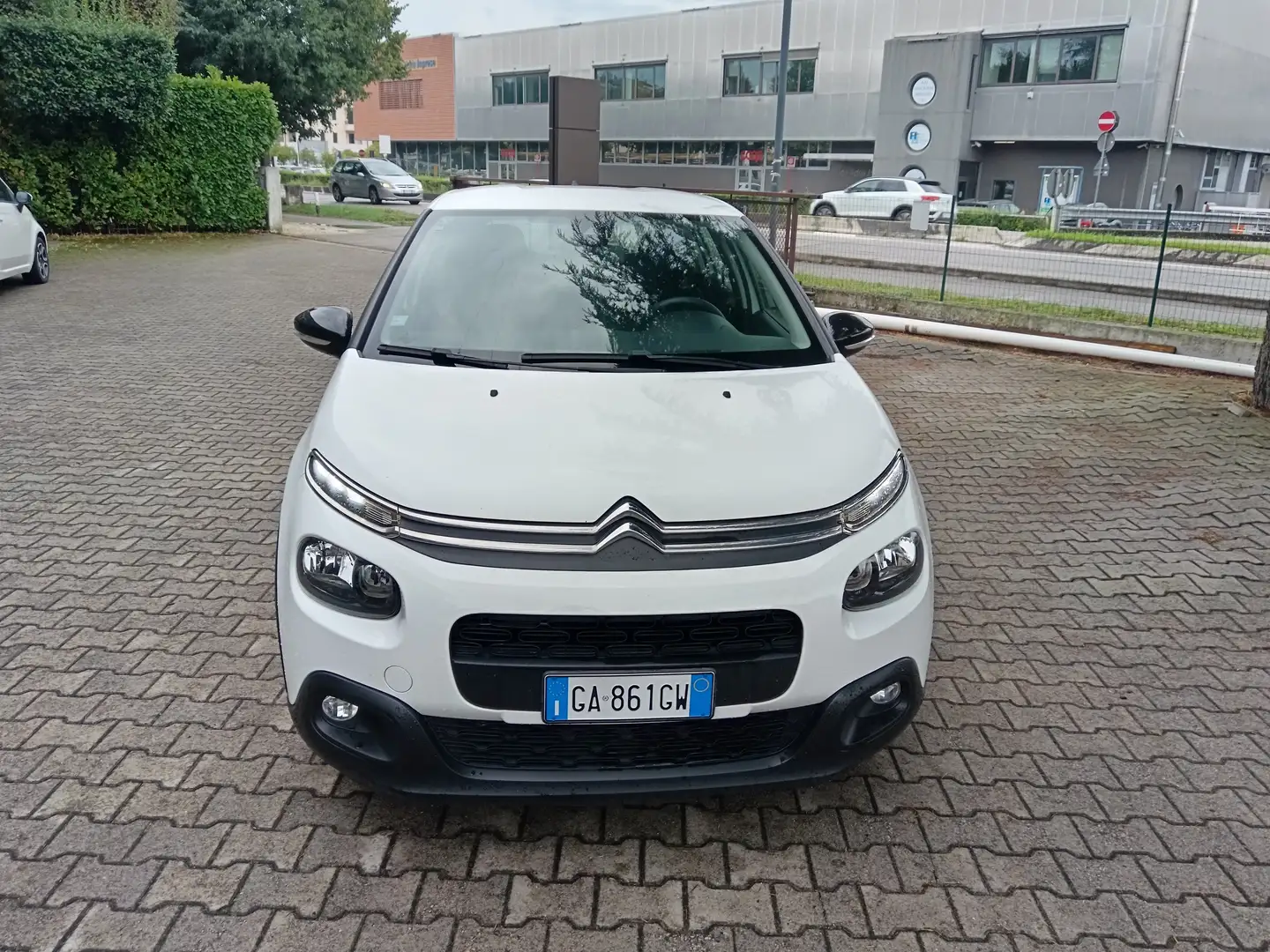 Citroen C3 C3 1.2 puretech Feel s NEO PATENTATI Bianco - 1