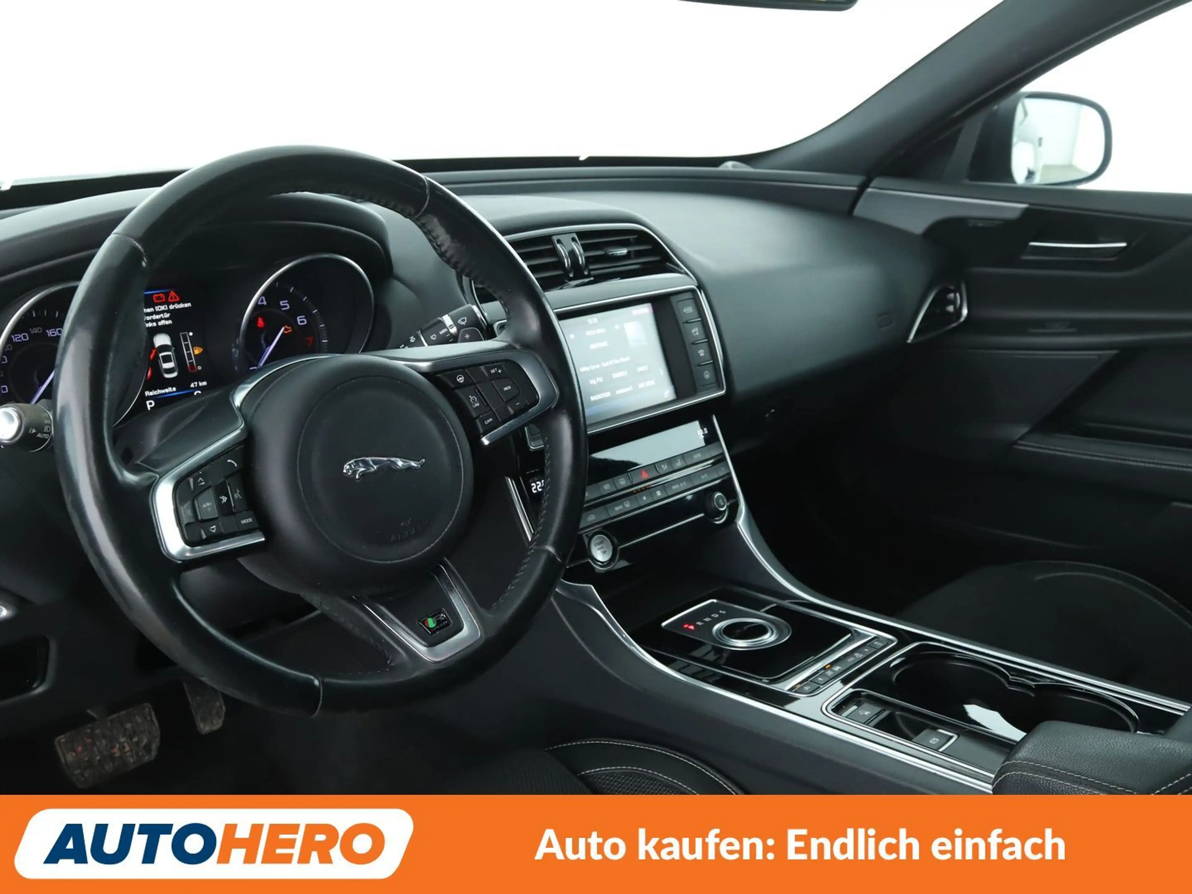 Jaguar XE 25t R-Sport Aut*NAVI*XENON*TEMPO*CAM*PDC*SHZ* — photo 11