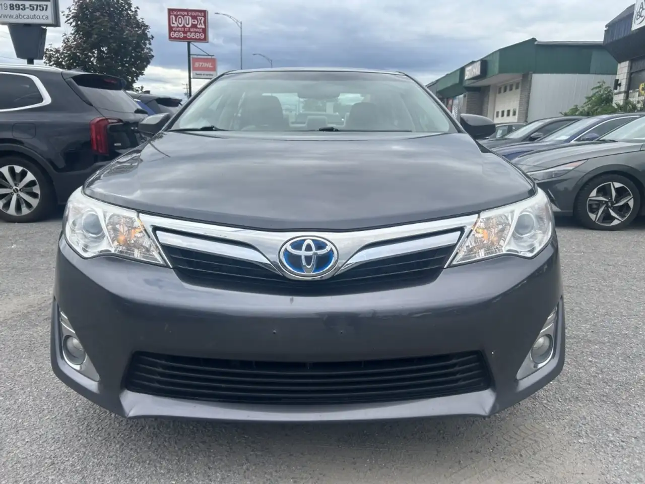 Toyota Camry снимка Toyota Camry