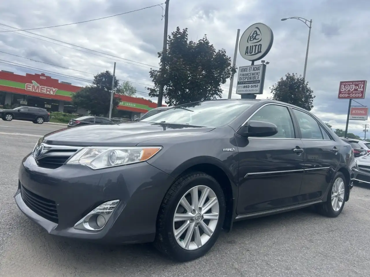 Toyota Camry снимка Toyota Camry