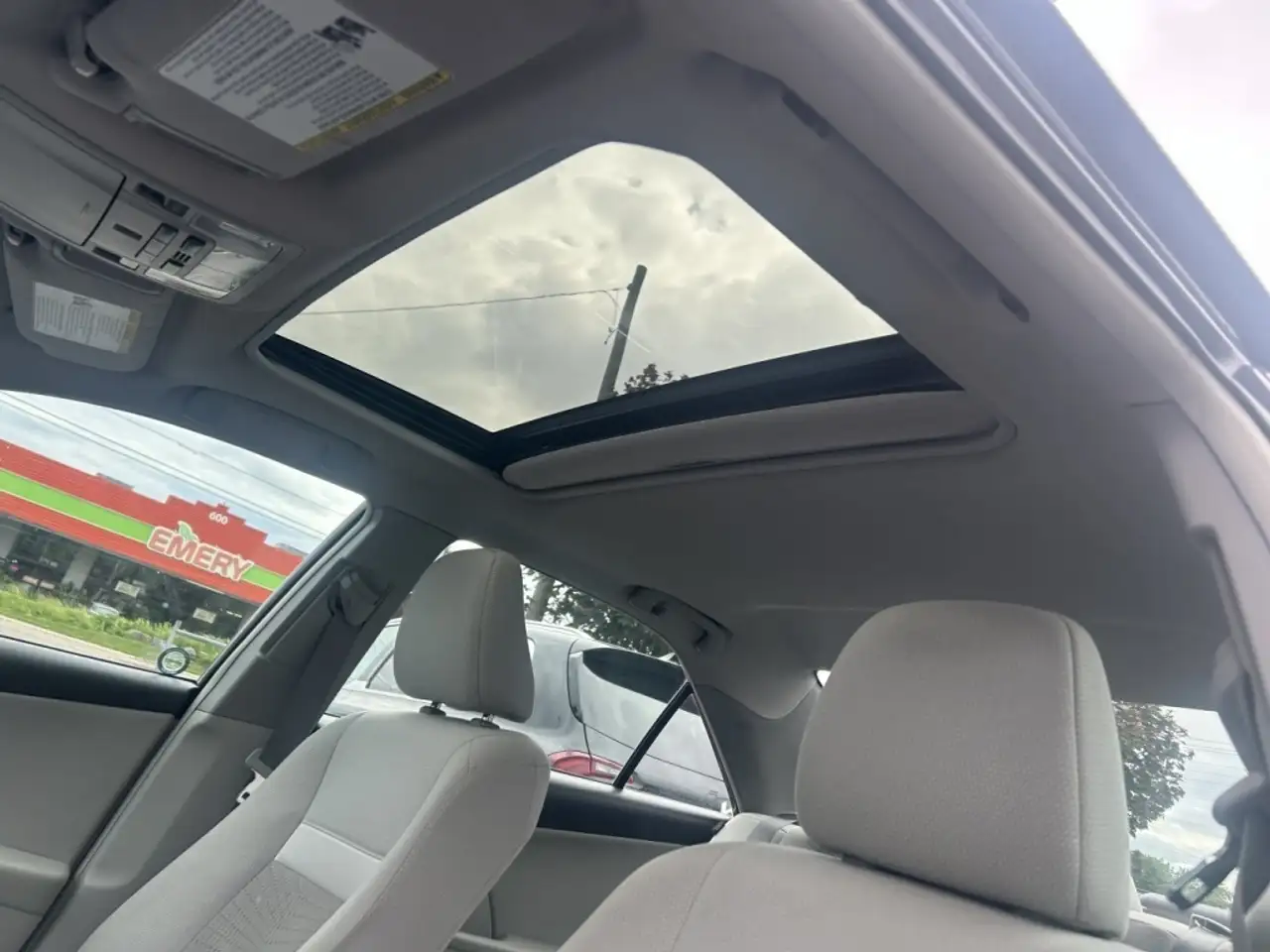 Toyota Camry снимка Toyota Camry
