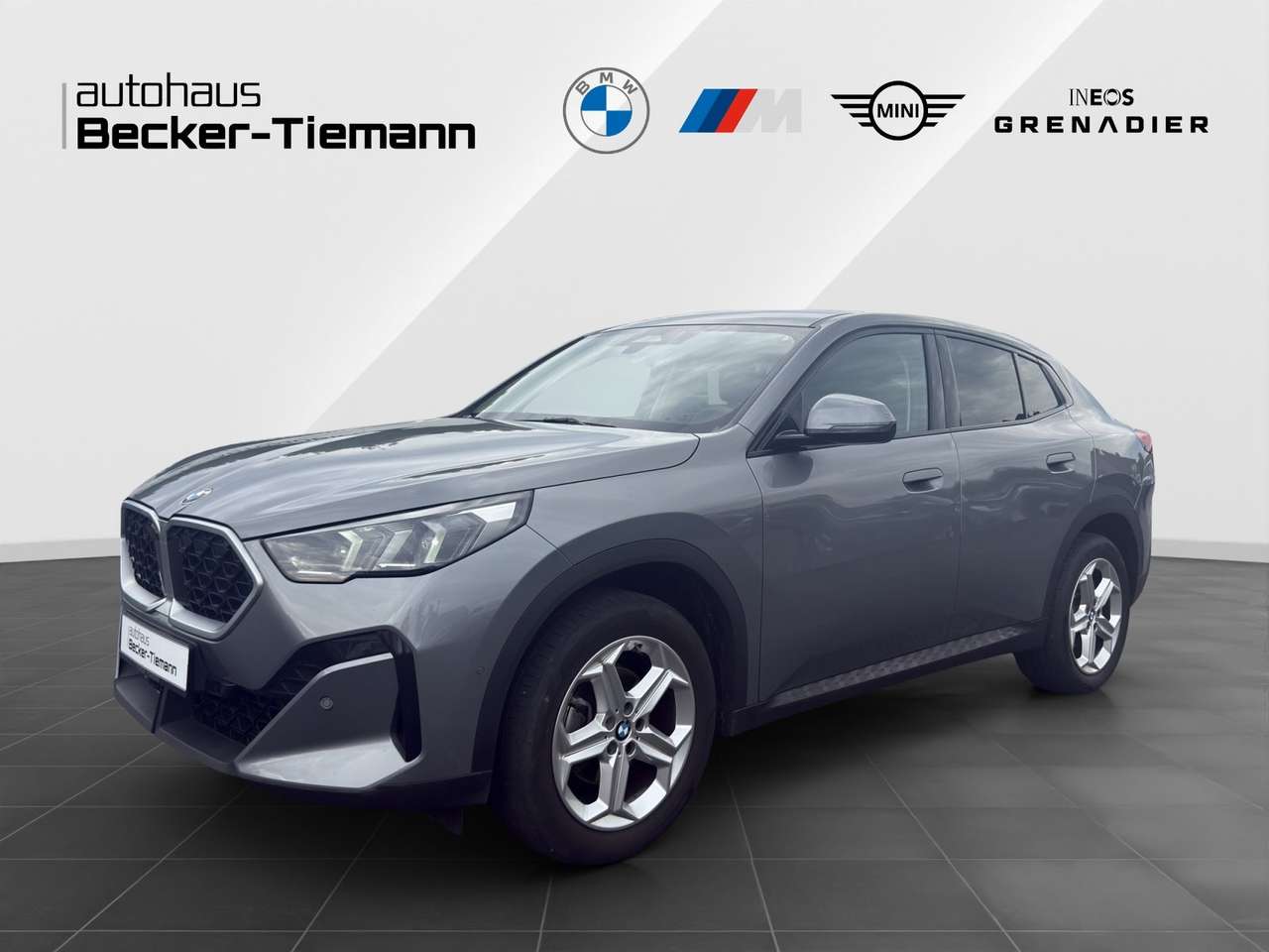 BMW X2 — BMW X2 sDrive18d *AHK*18 ZOLL*KAMERA*SITZ HZG*DAB*CARPLAY