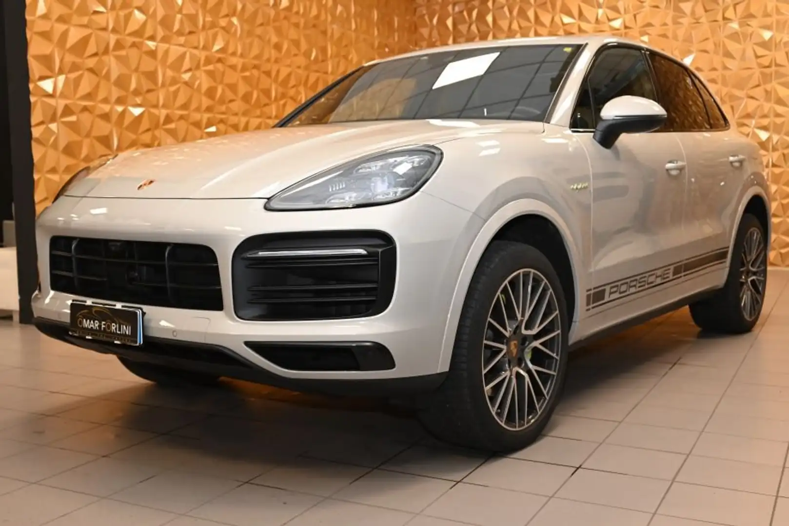 Porsche Cayenne 3.0V6 E-HYBRID TET.21'RADAR 360°SED.VENT.CHRONO Сірий - 1