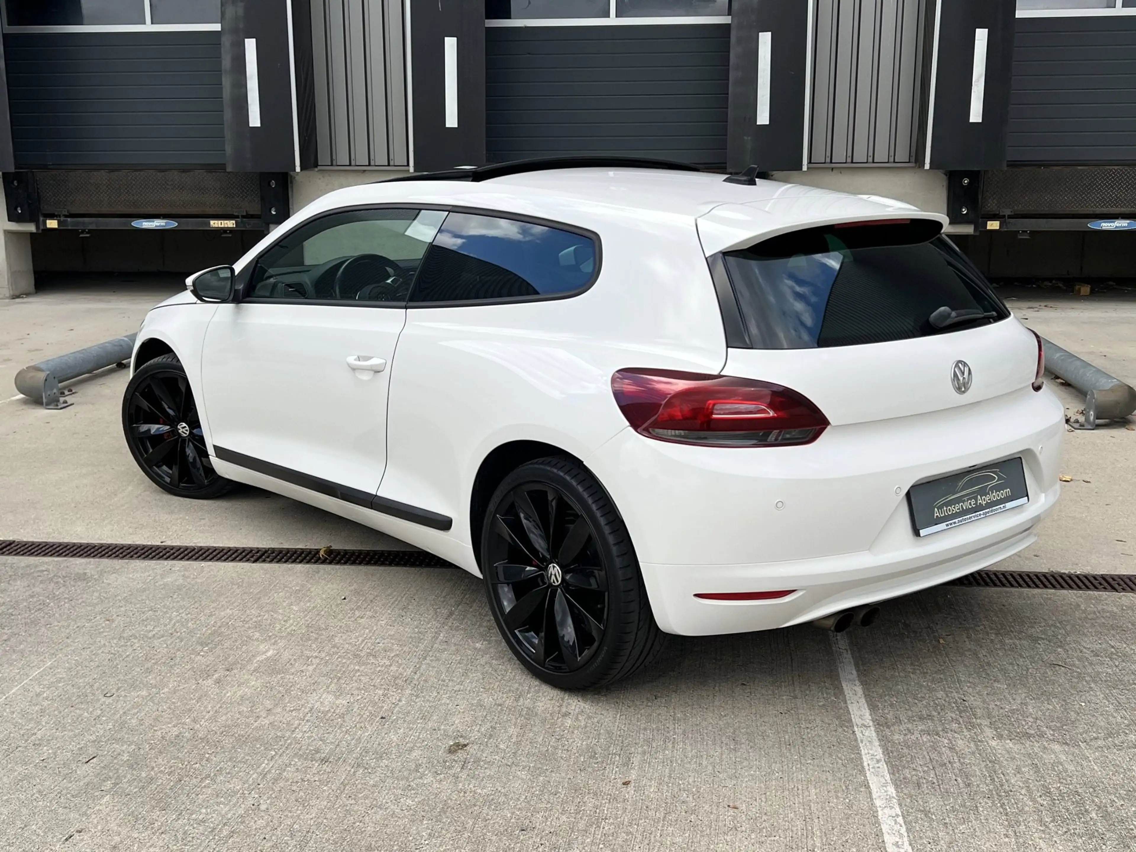 Volkswagen Scirocco 1.4 TSI Highline Plus, Pano, Dynaudio, Navi — photo 8
