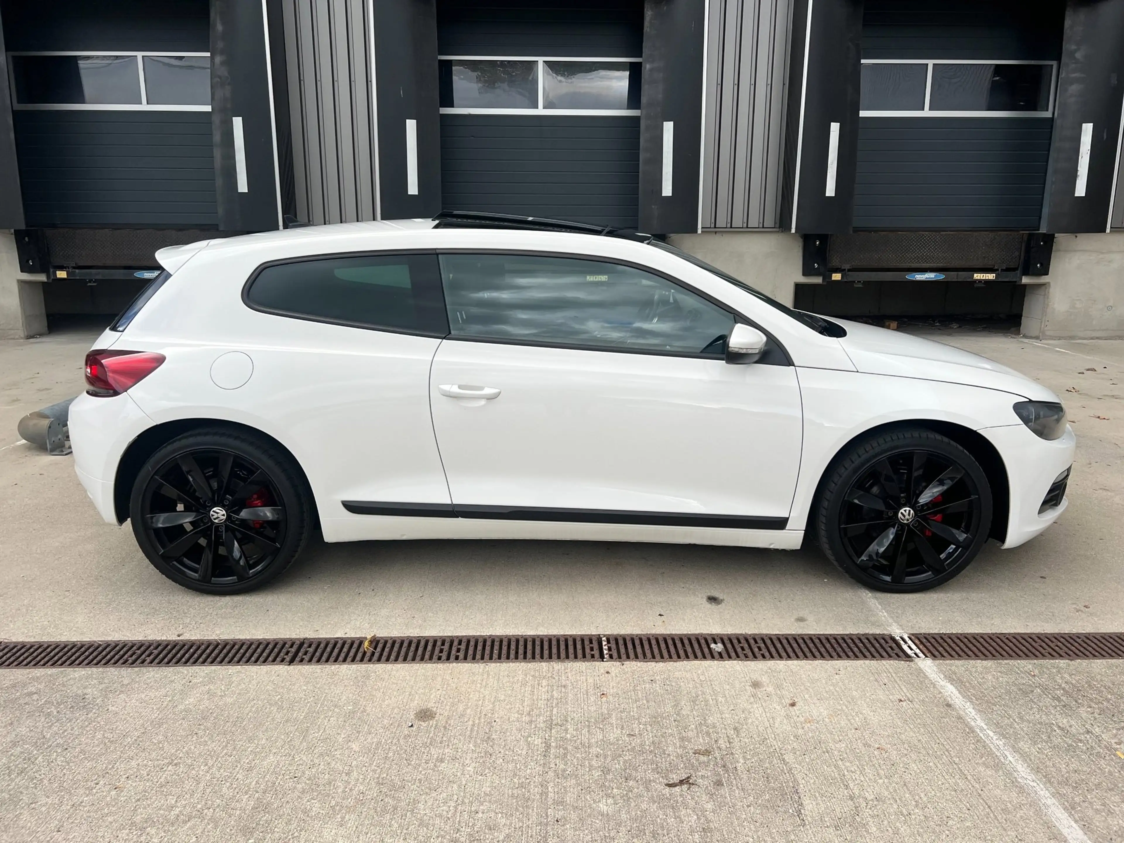 Volkswagen Scirocco 1.4 TSI Highline Plus, Pano, Dynaudio, Navi — photo 5